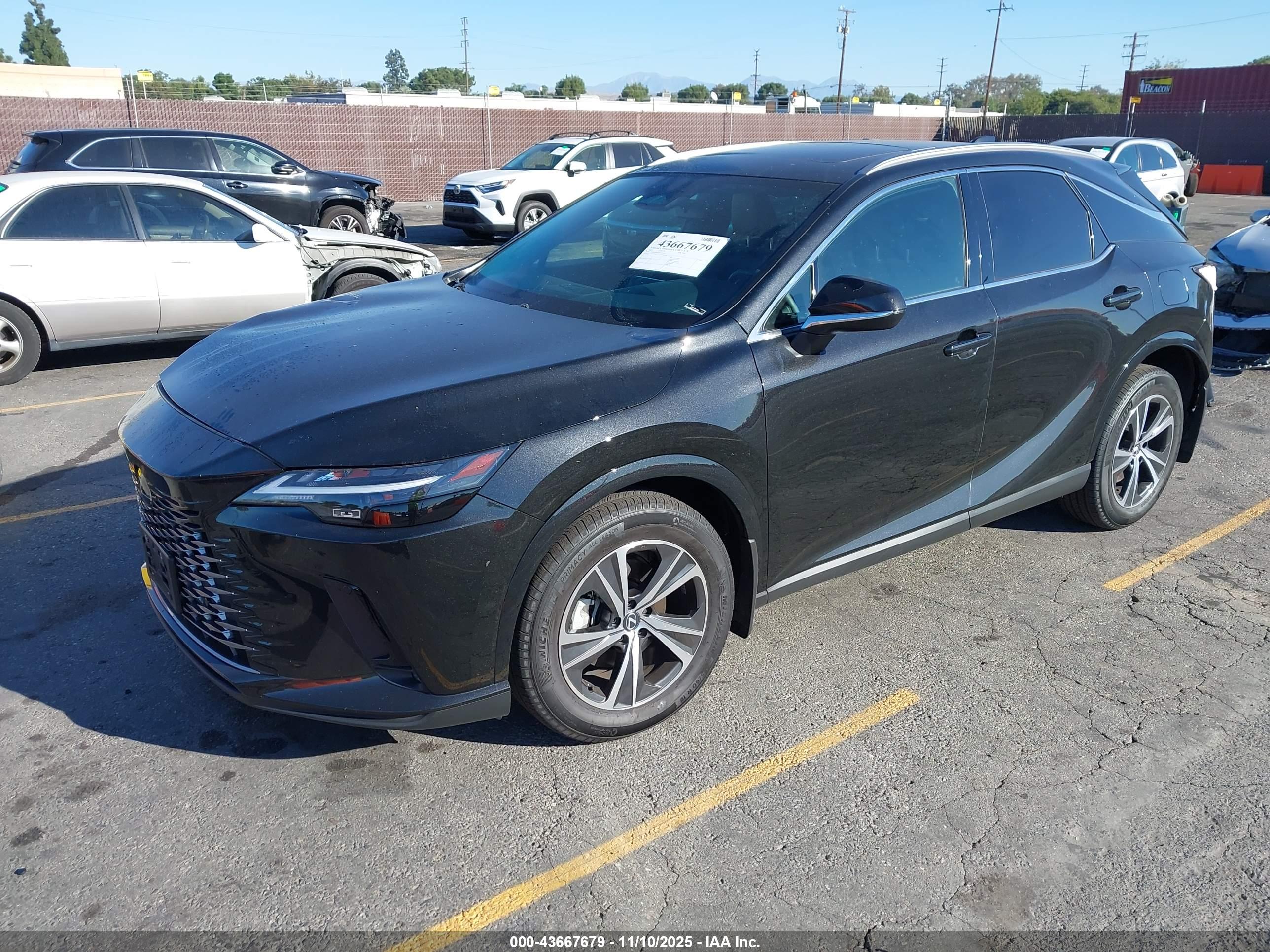 LEXUS RX image 2