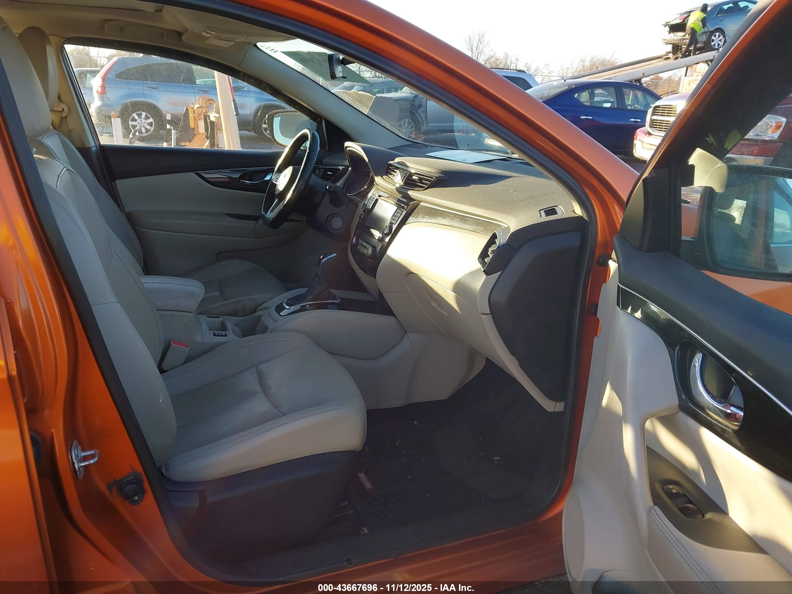 NISSAN ROGUE image 5