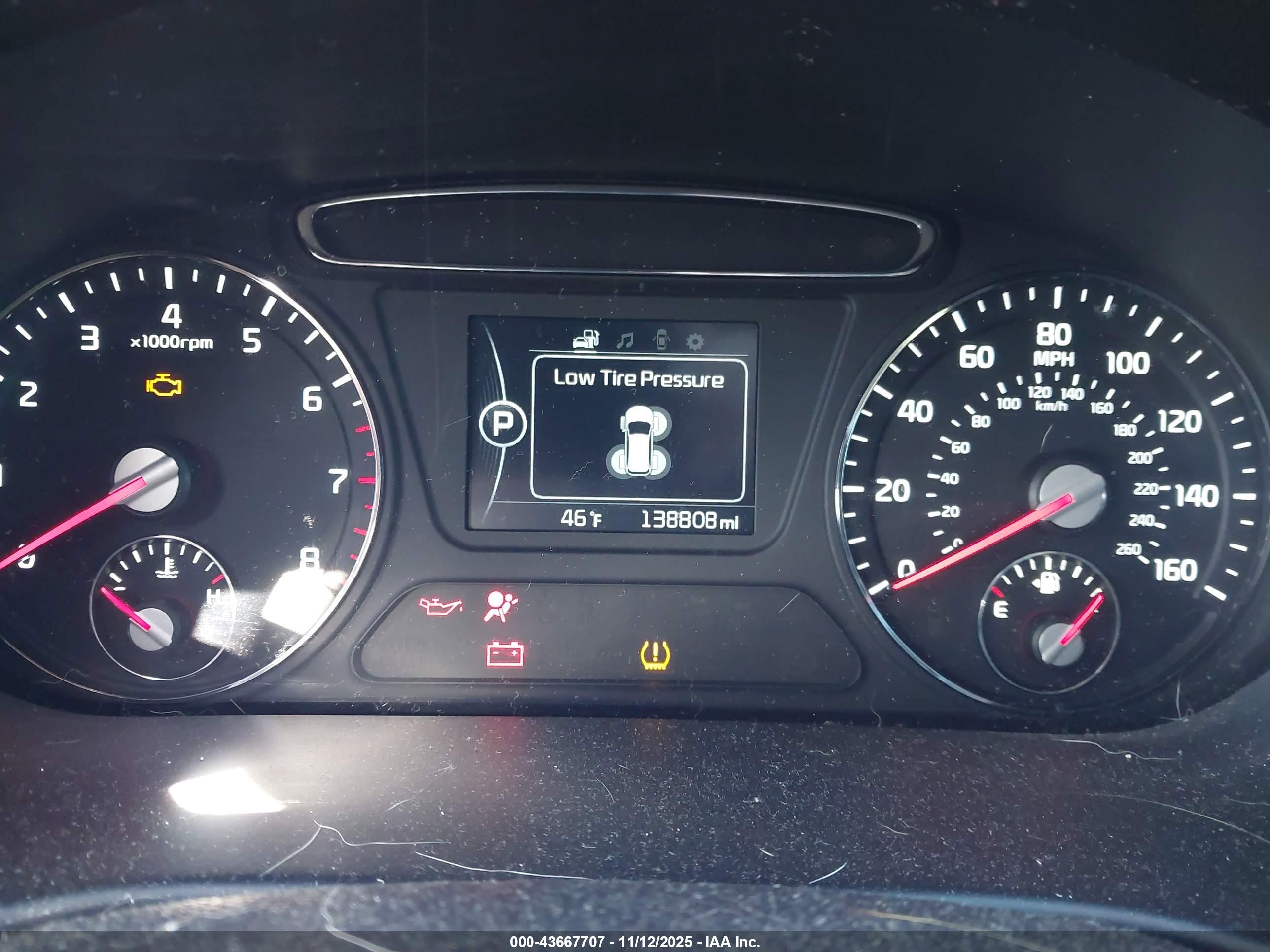 KIA SORENTO image 7