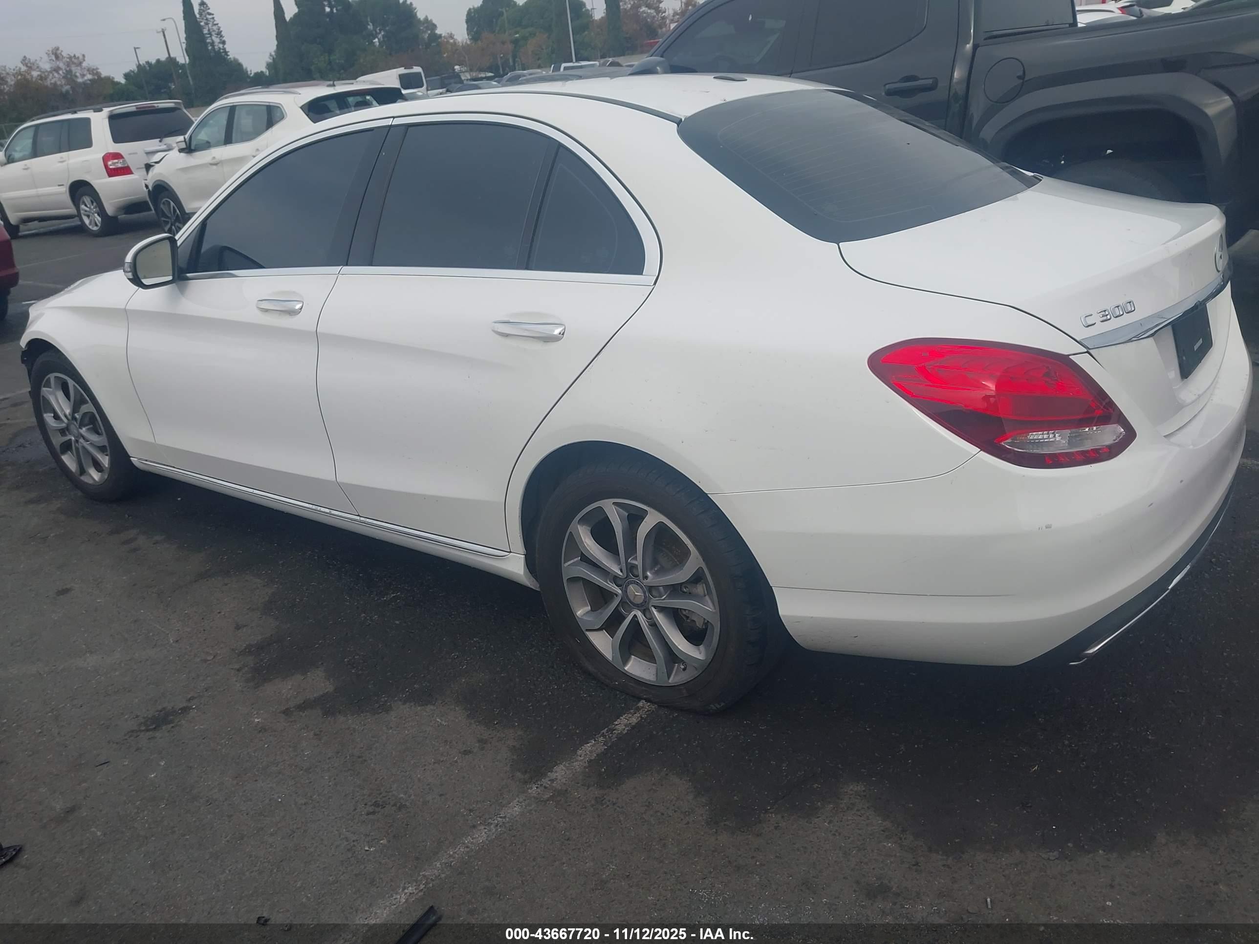 MERCEDES-BENZ C image 3