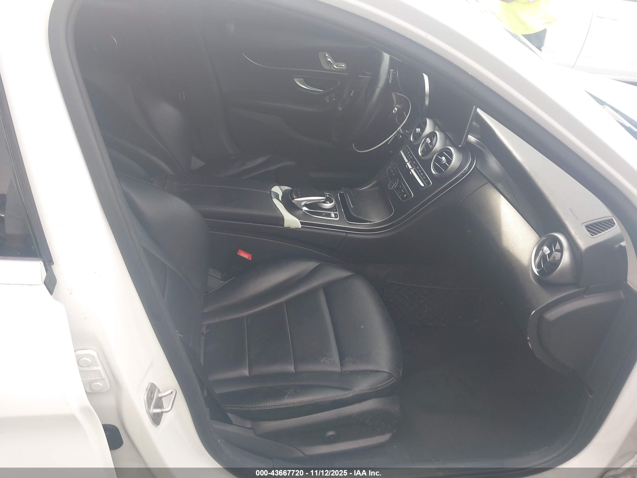 MERCEDES-BENZ C image 5
