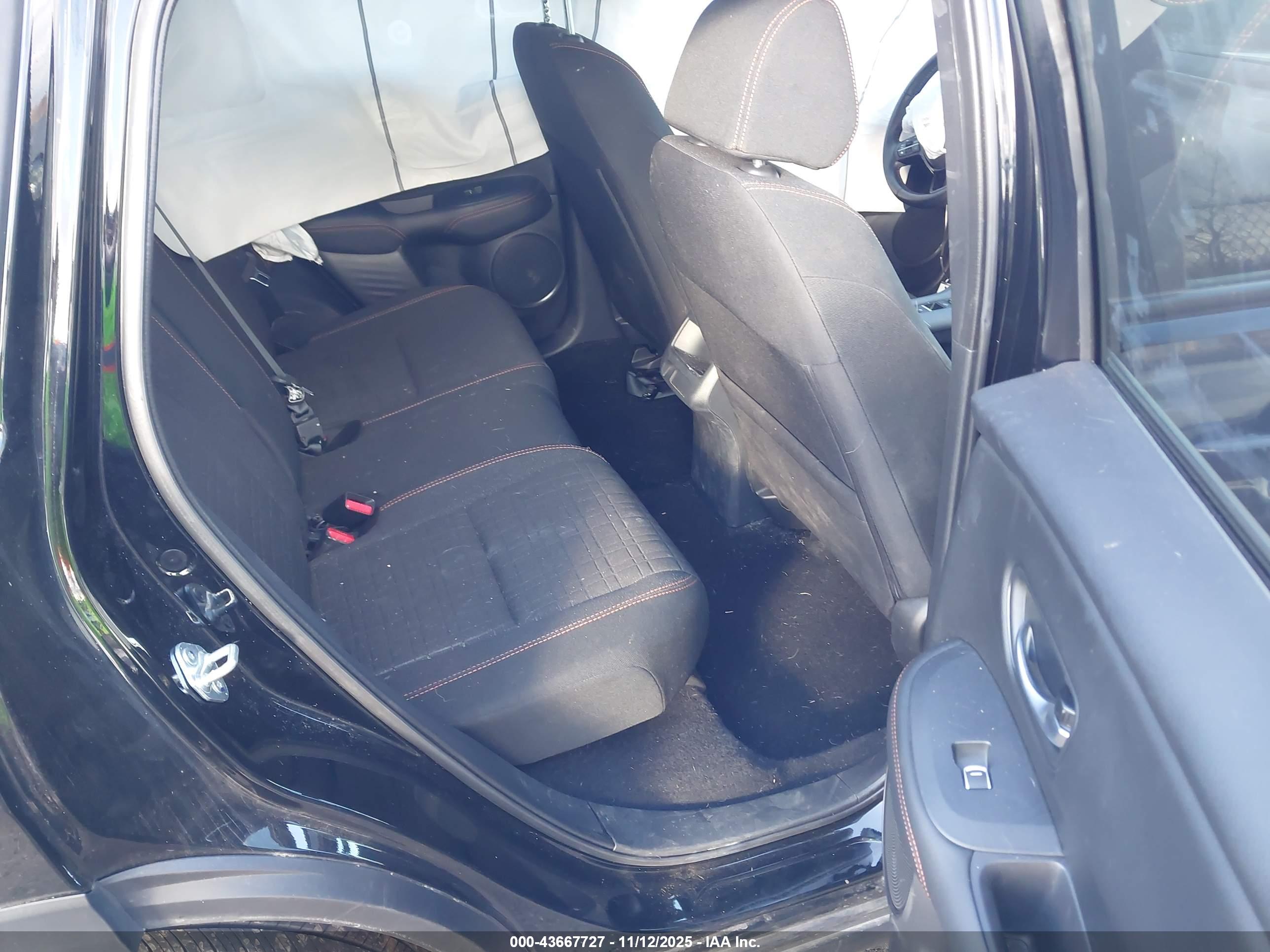 HONDA HR-V image 8