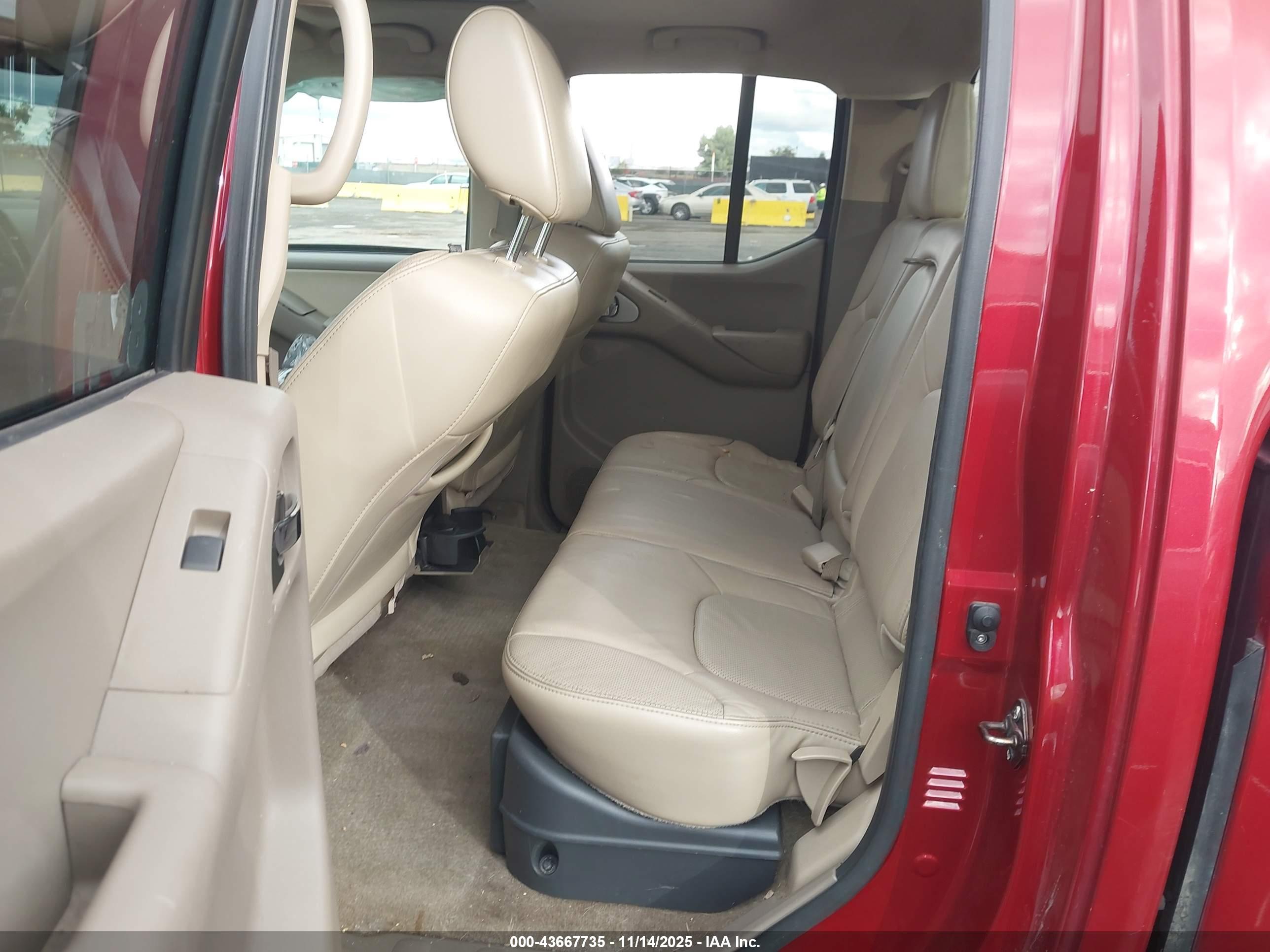 NISSAN FRONTIER image 8