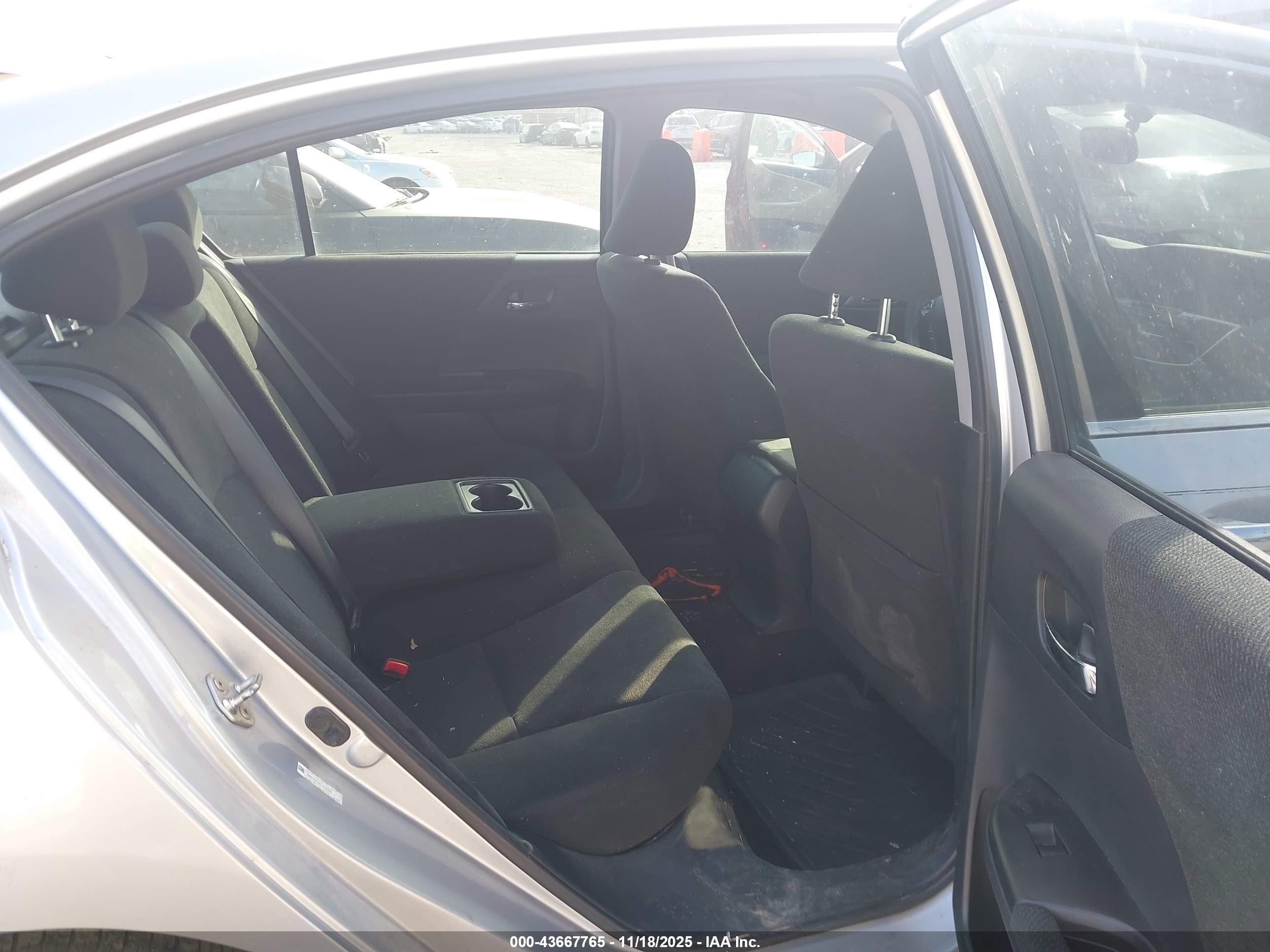 HONDA ACCORD image 8
