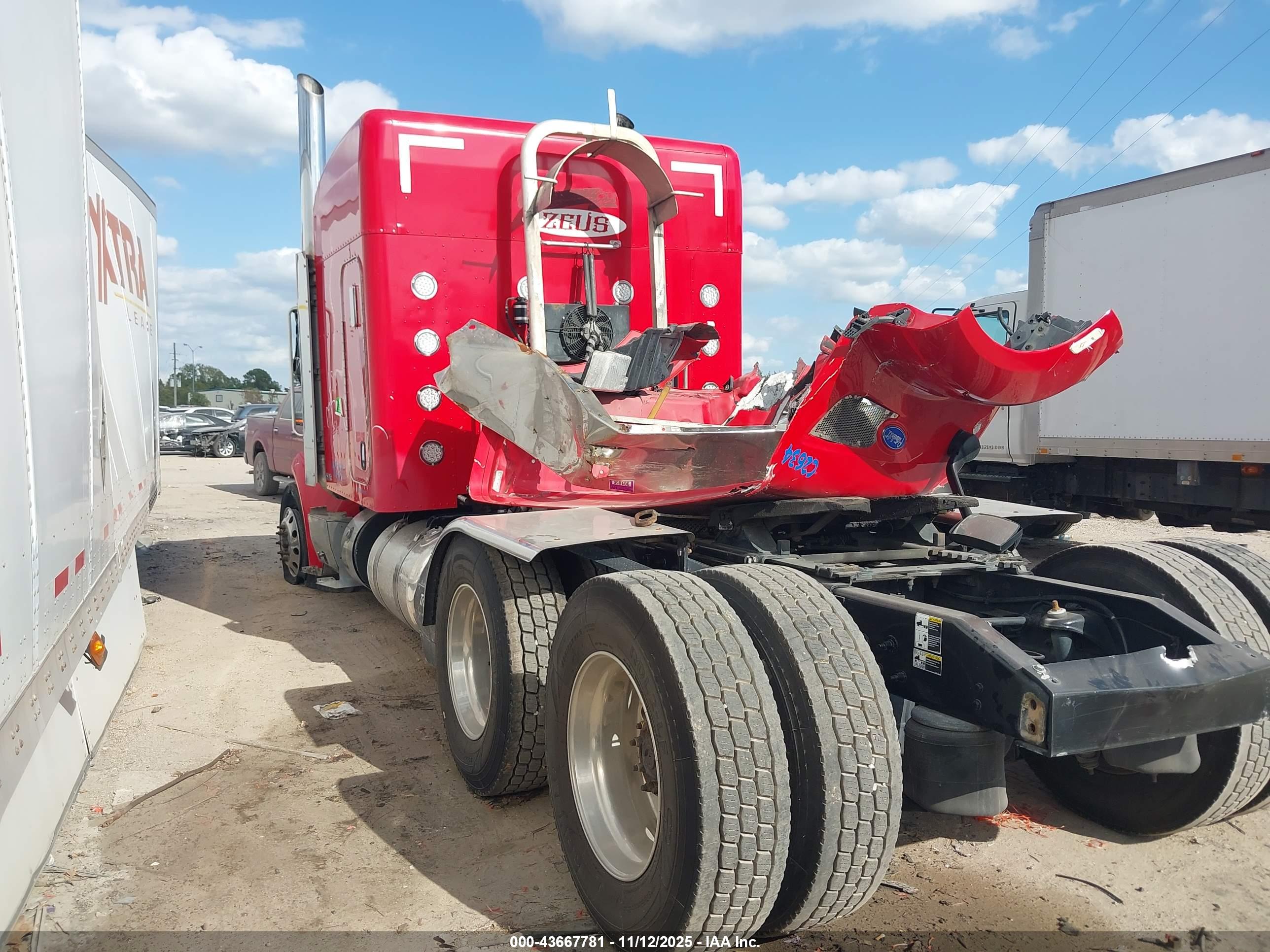 PETERBILT 579 image 3