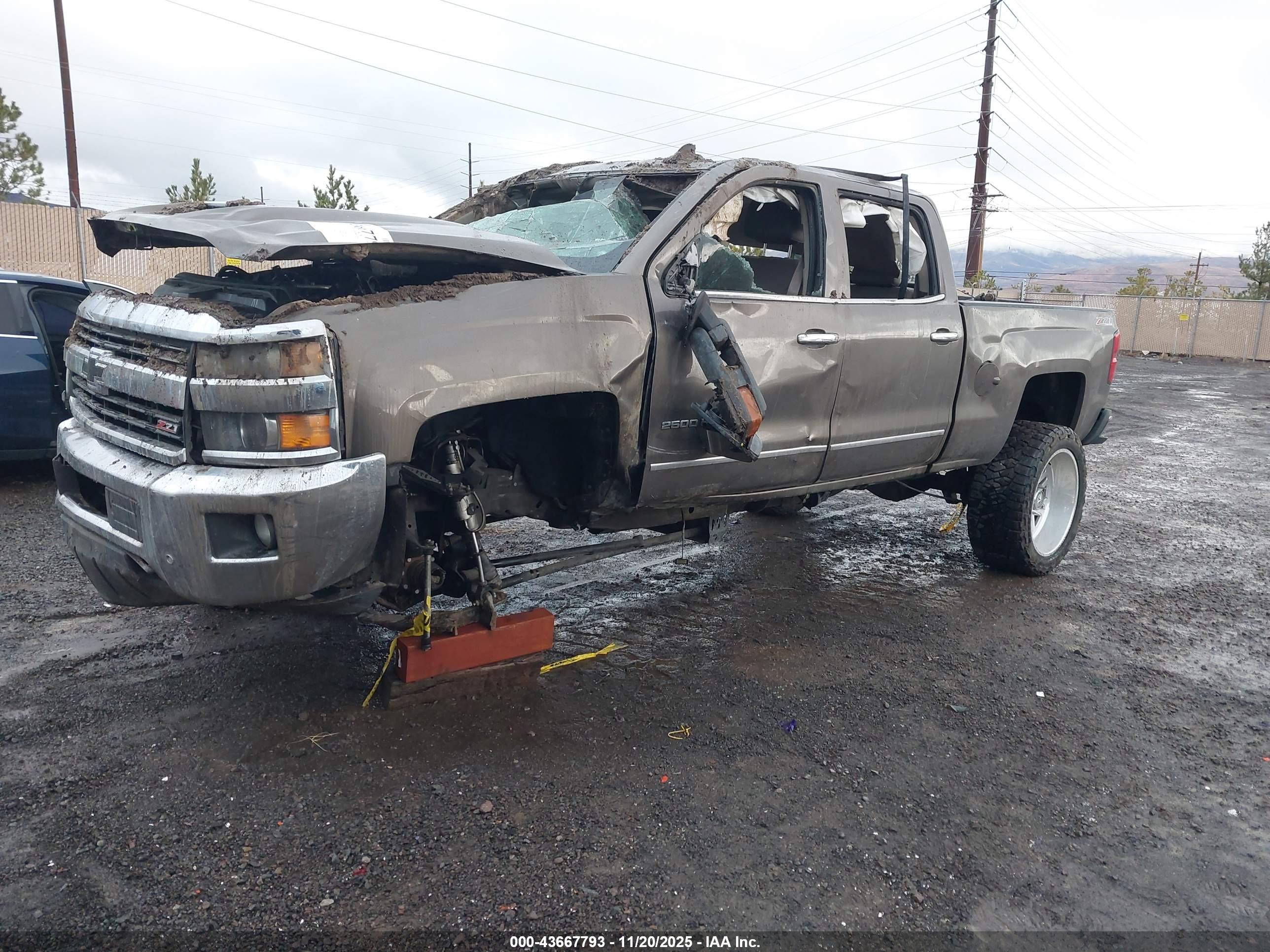 CHEVROLET SILVERADO image 2
