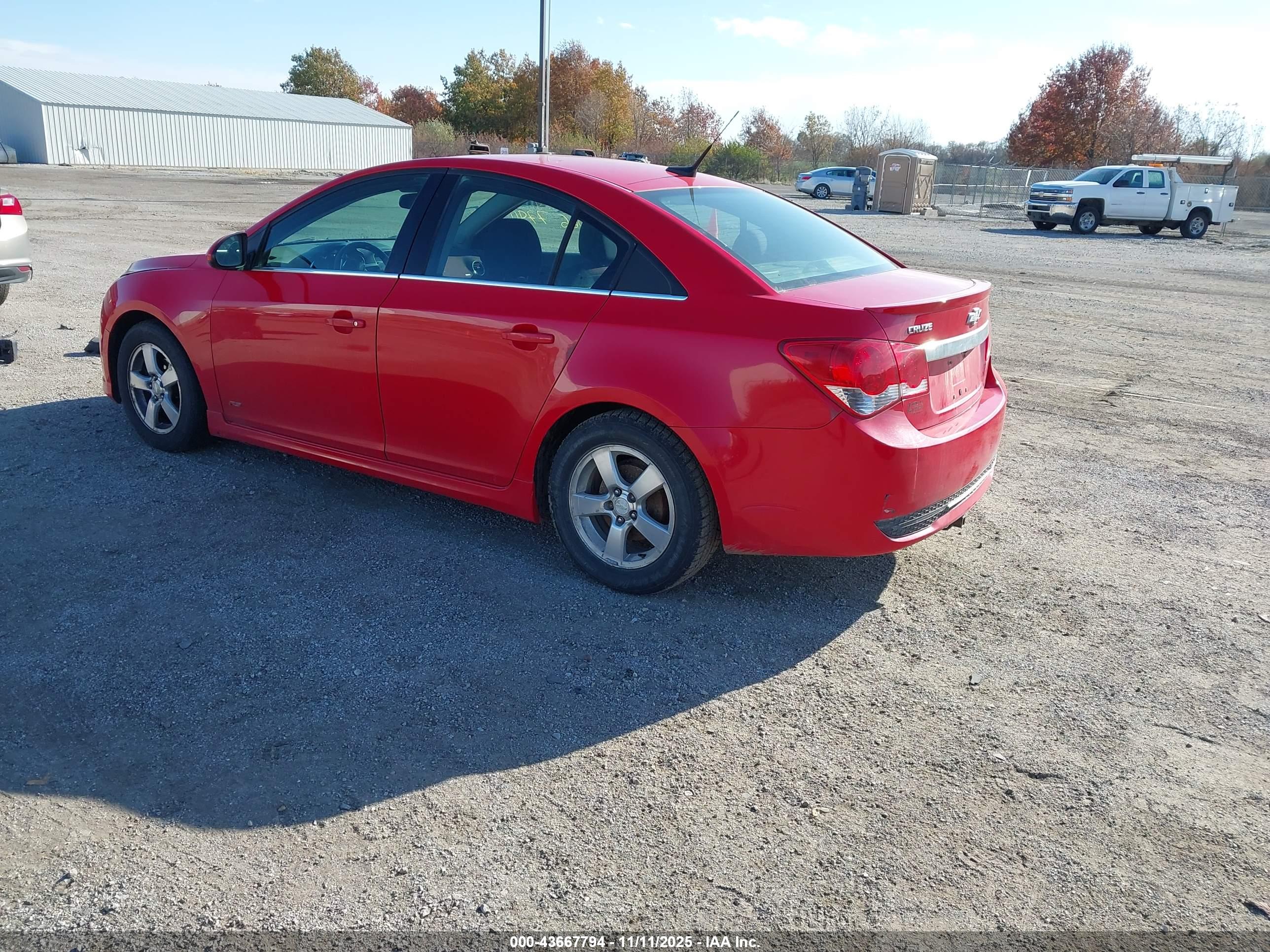 CHEVROLET CRUZE image 3