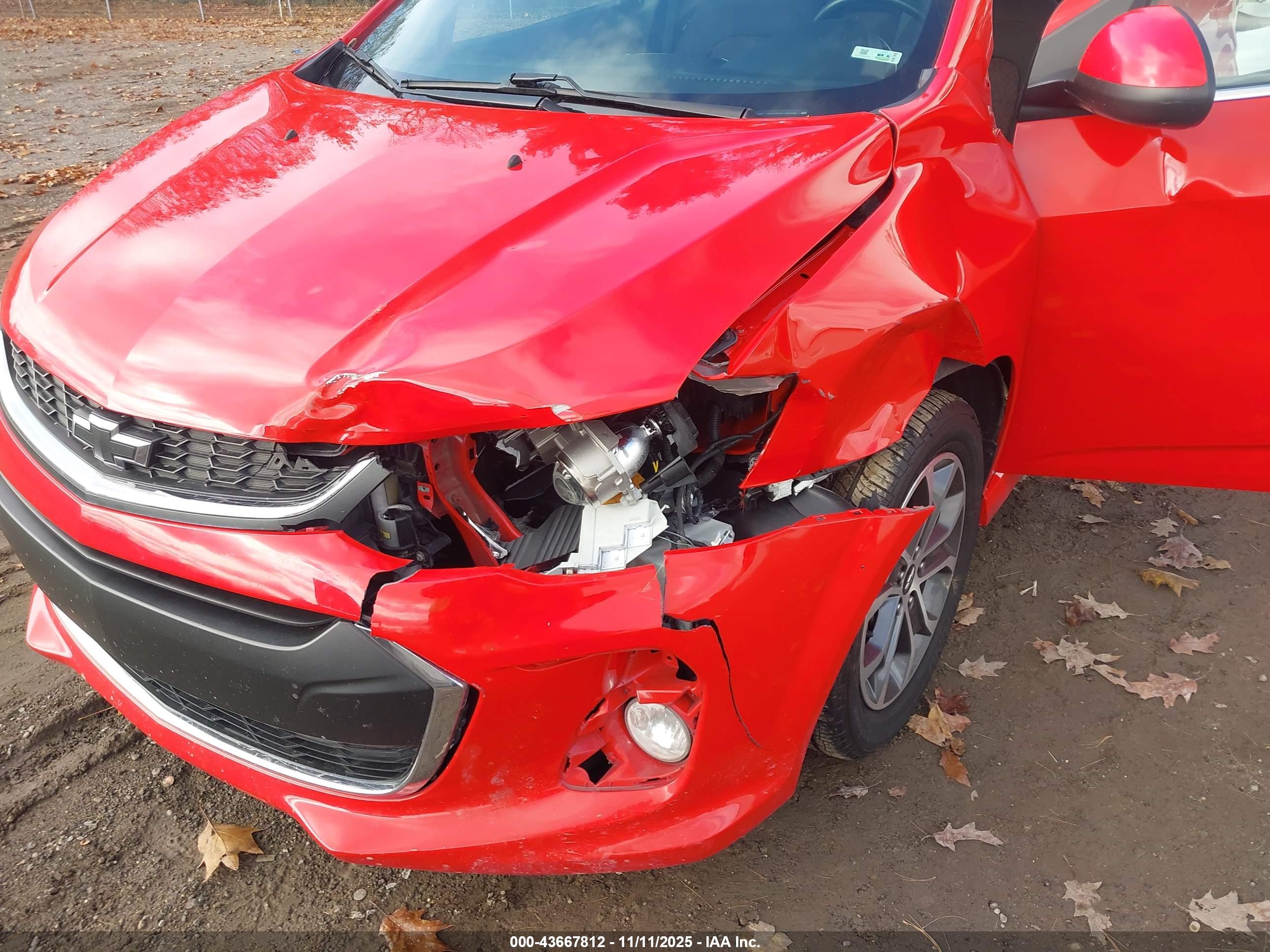 CHEVROLET SONIC image 6
