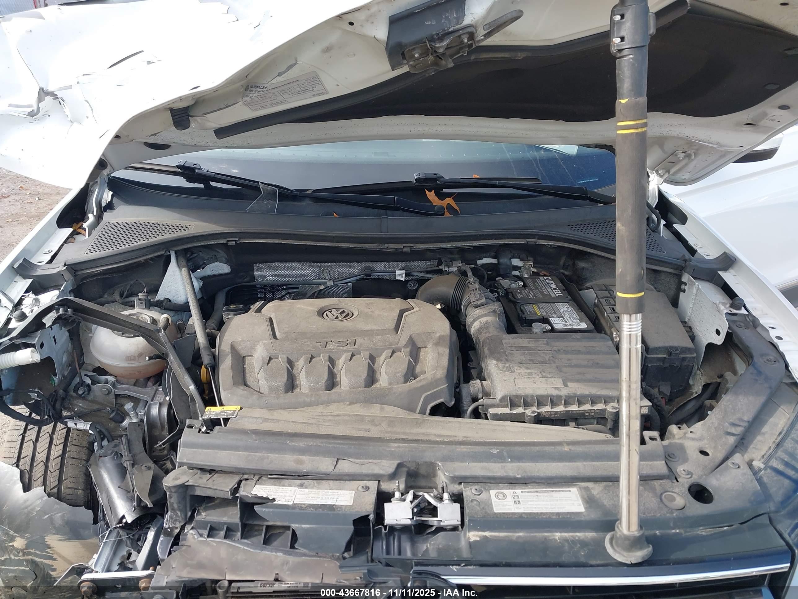 VOLKSWAGEN TIGUAN image 10