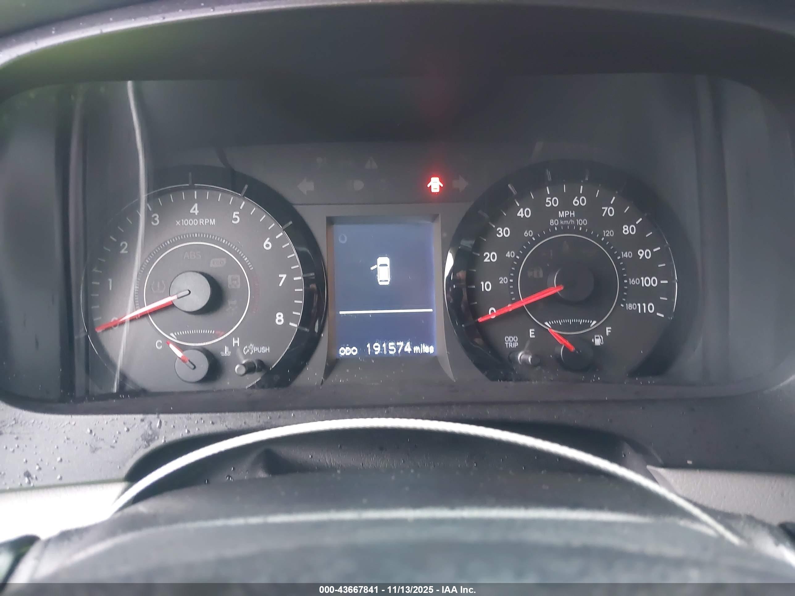TOYOTA SIENNA image 7