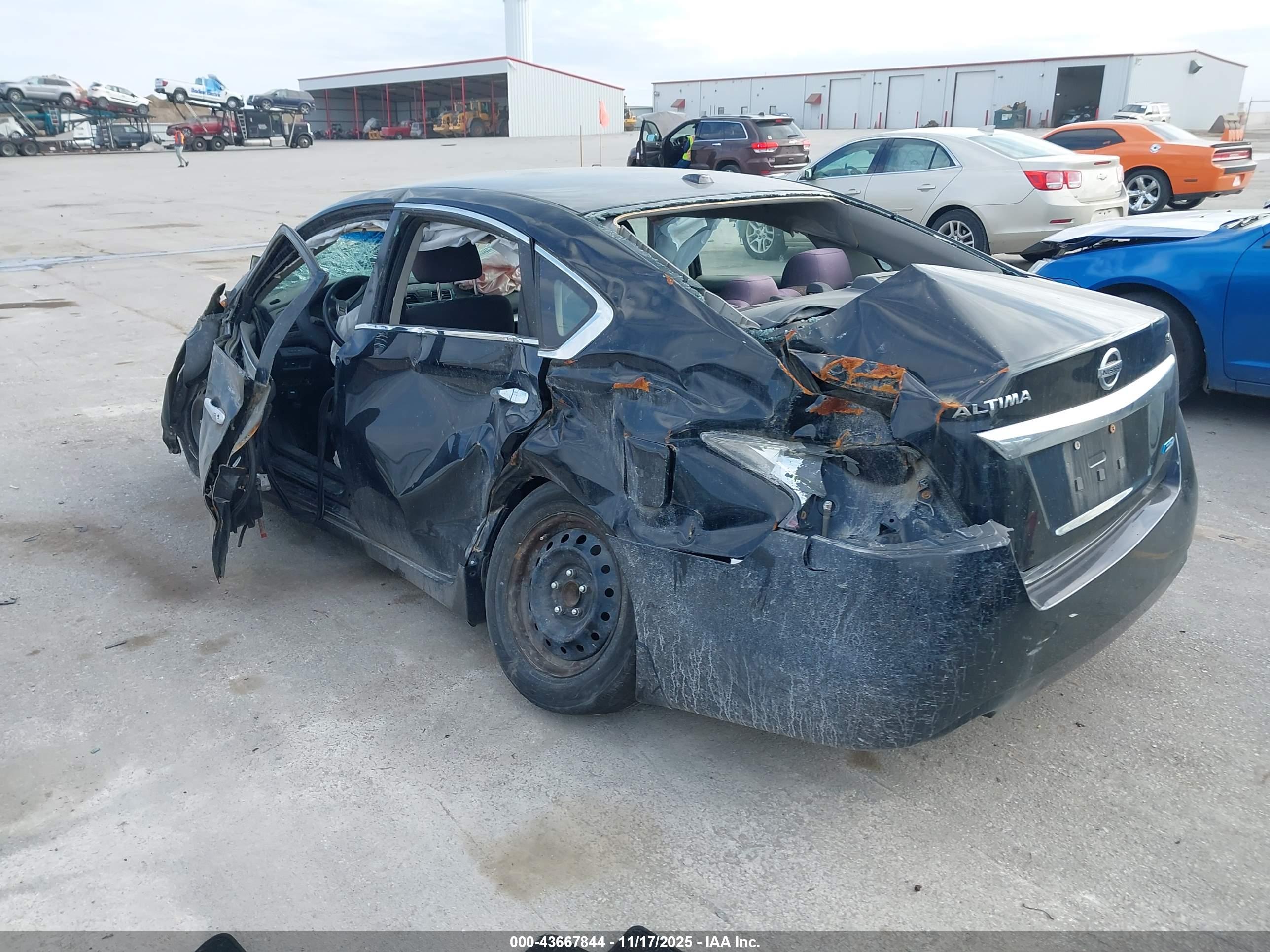 NISSAN ALTIMA image 6