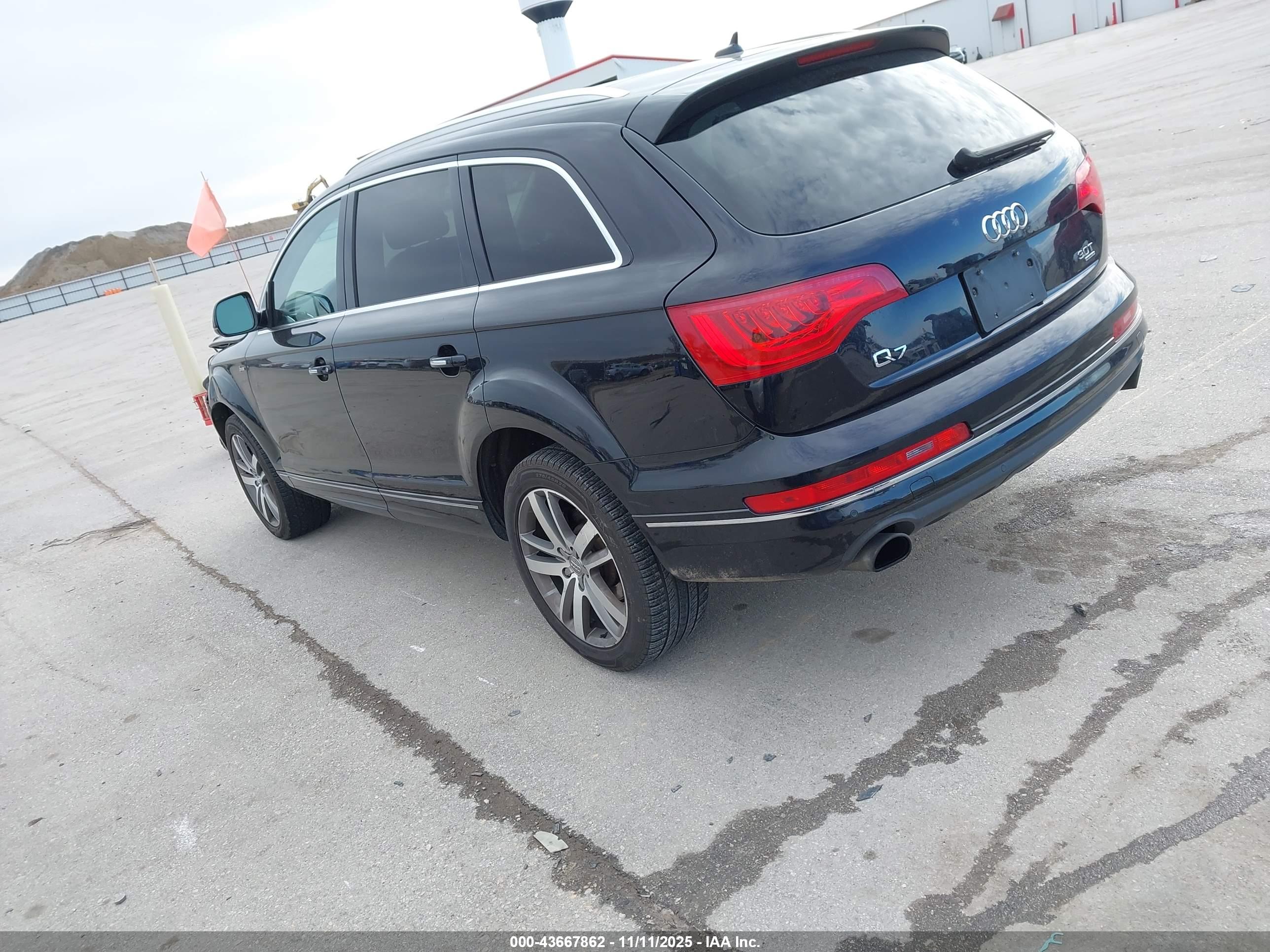 AUDI Q7 image 3