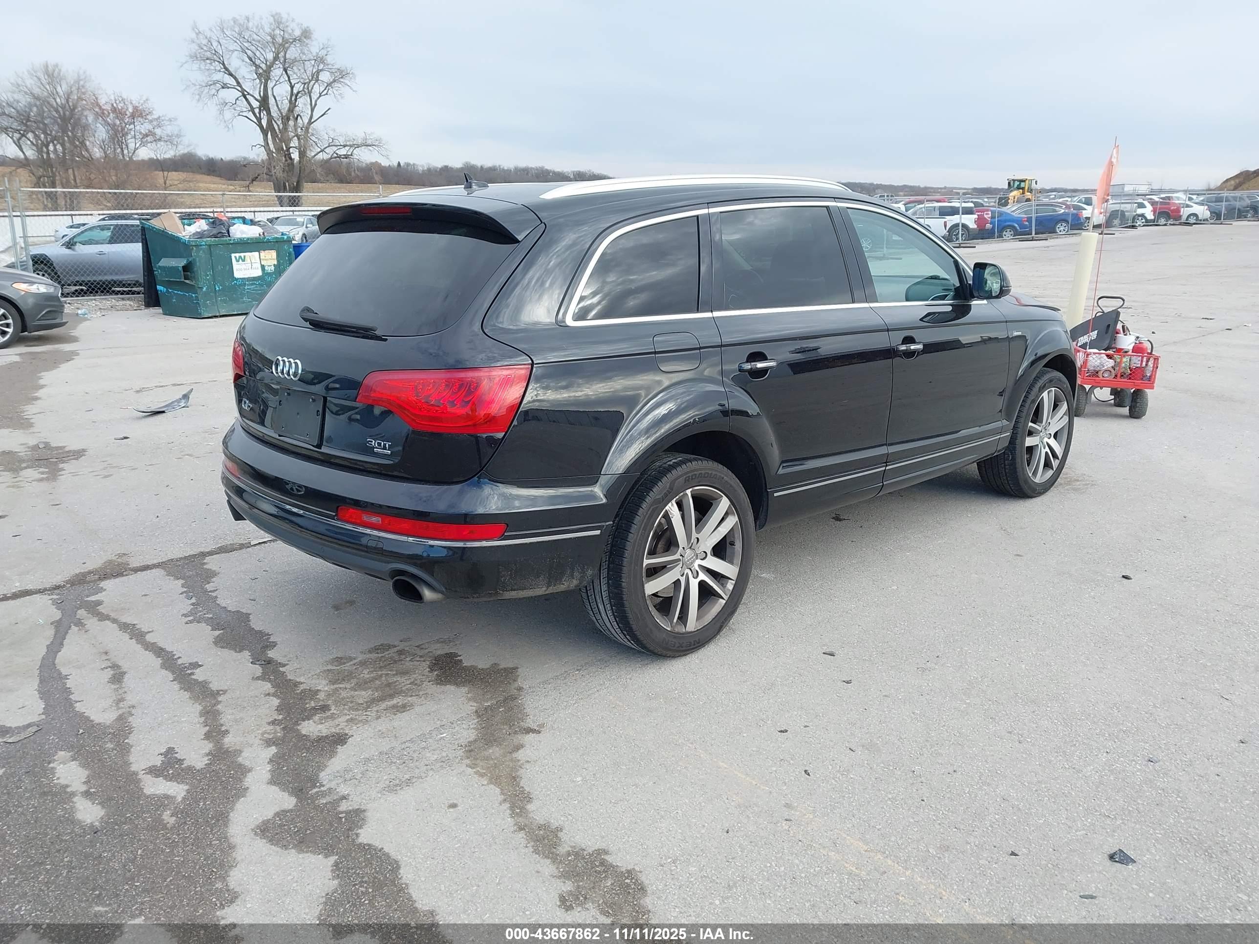 AUDI Q7 image 4