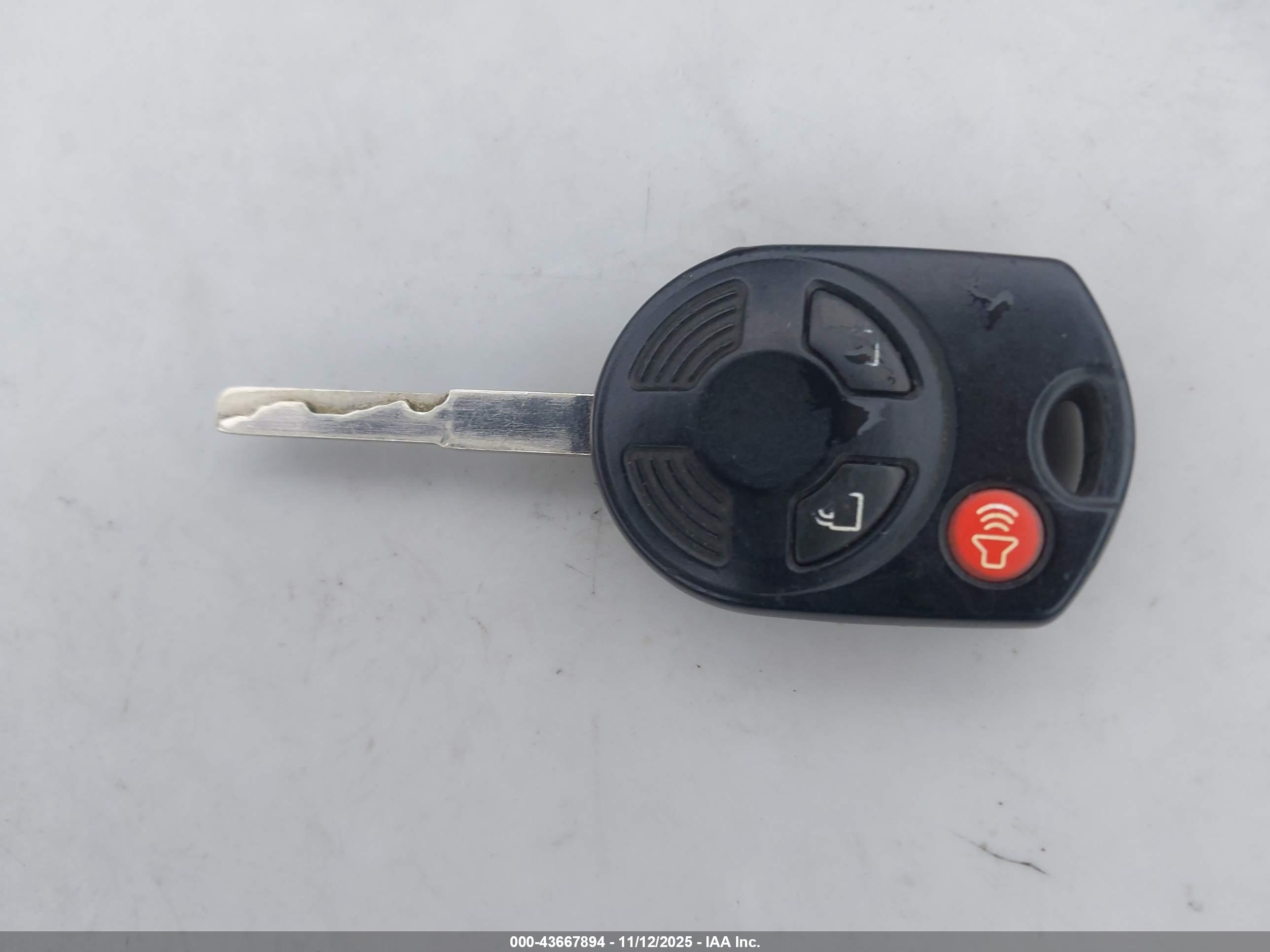 FORD ESCAPE image 11