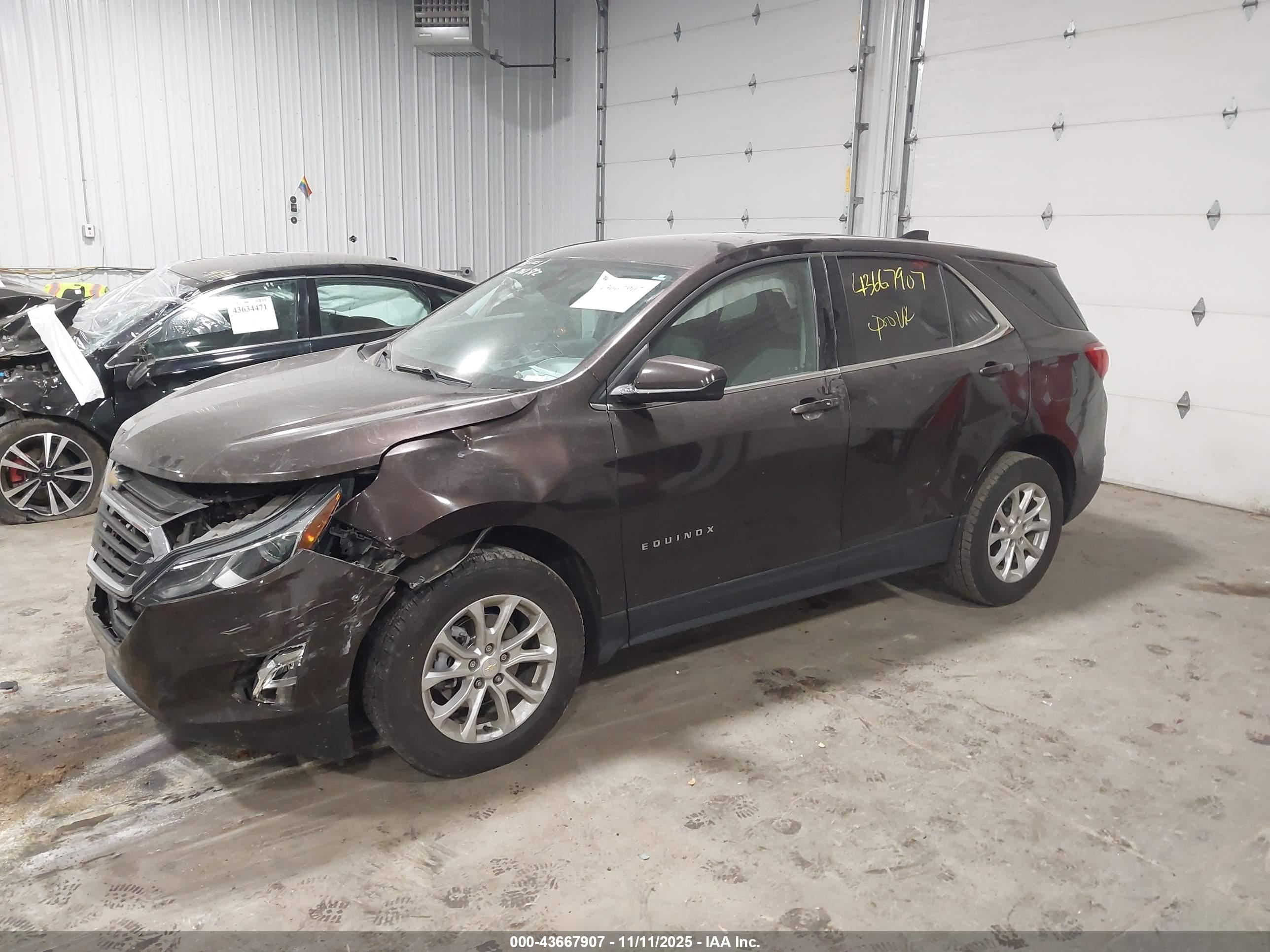 CHEVROLET EQUINOX image 2