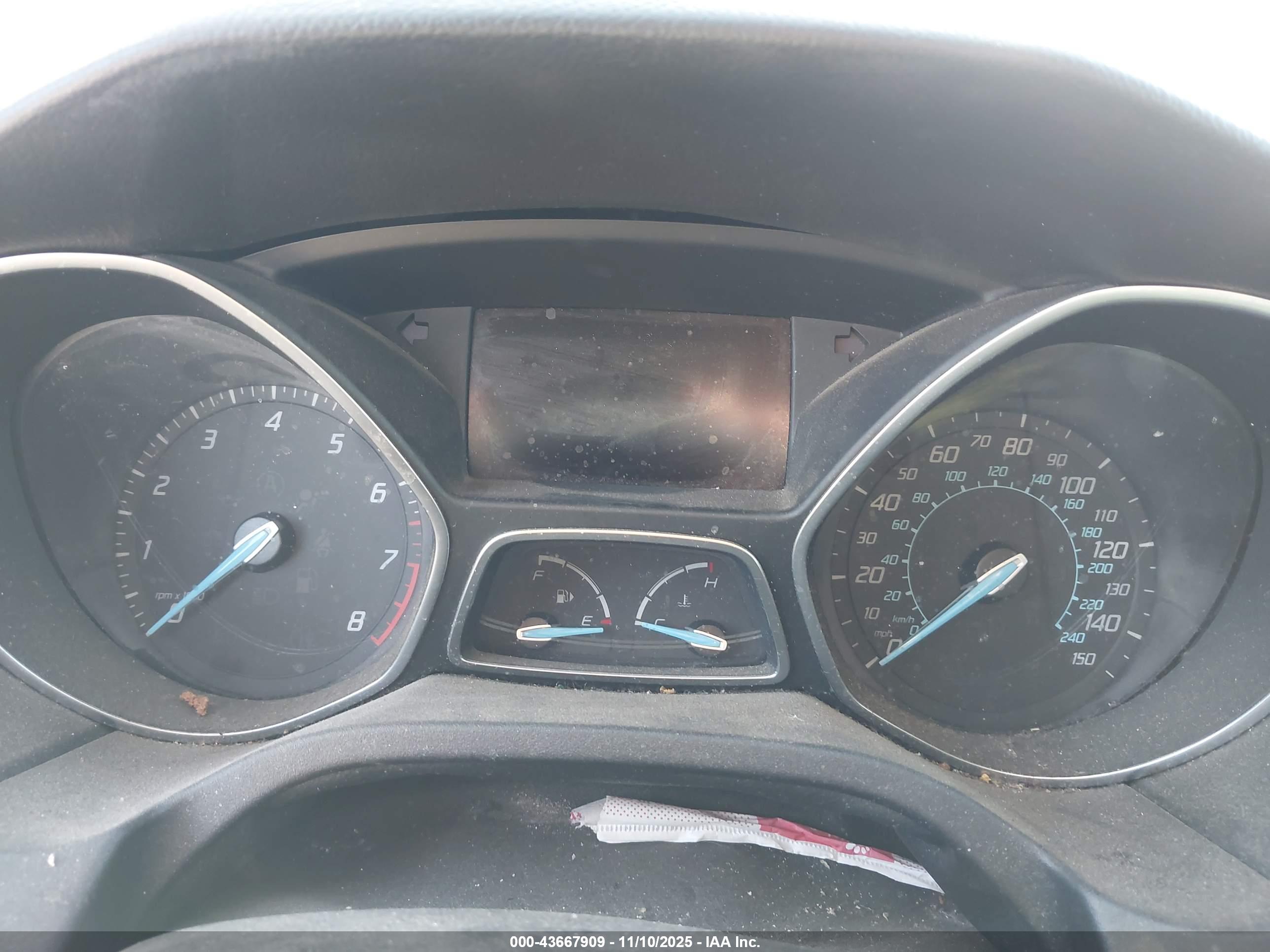FORD FOCUS image 7