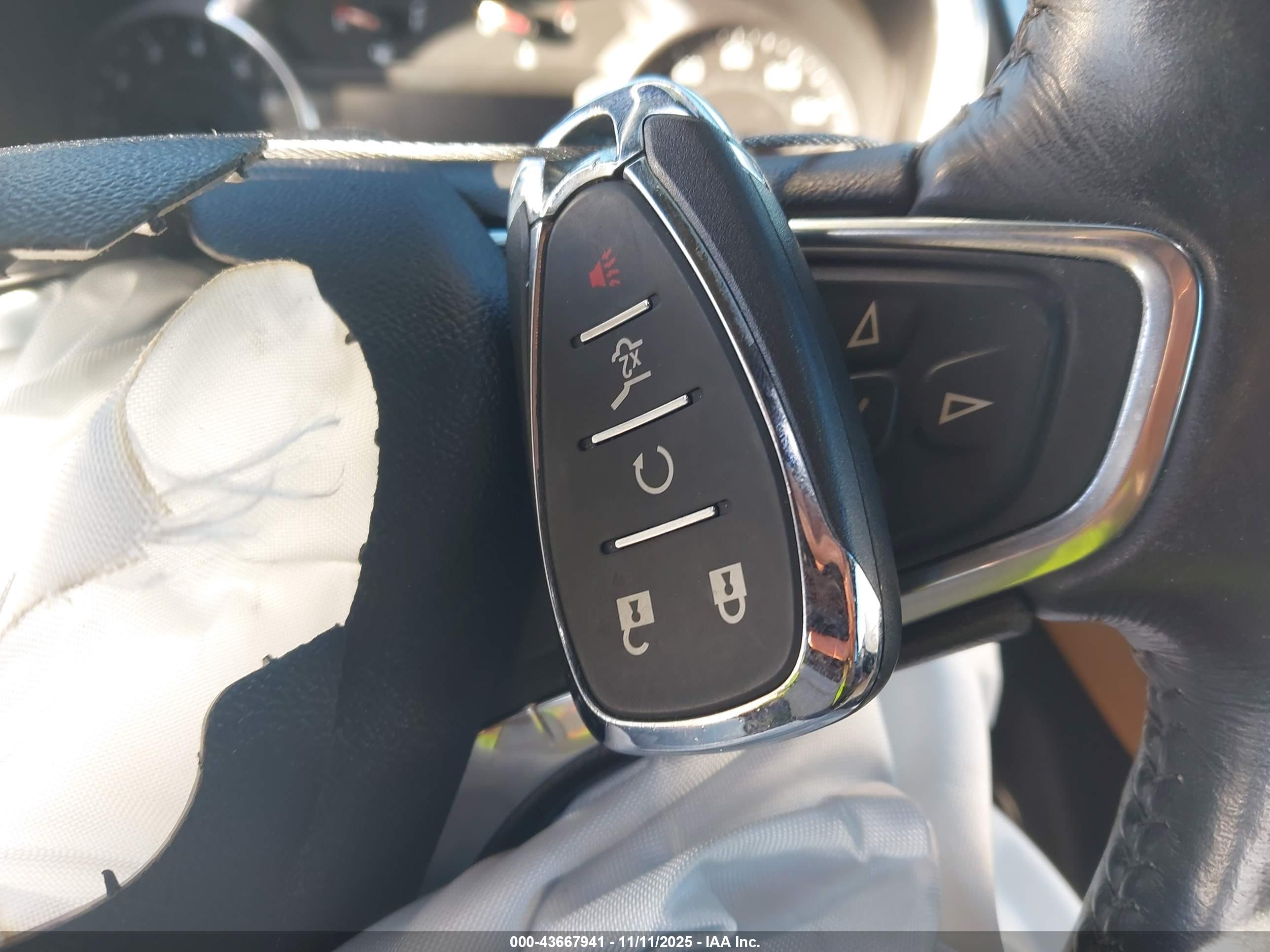 CHEVROLET EQUINOX image 11