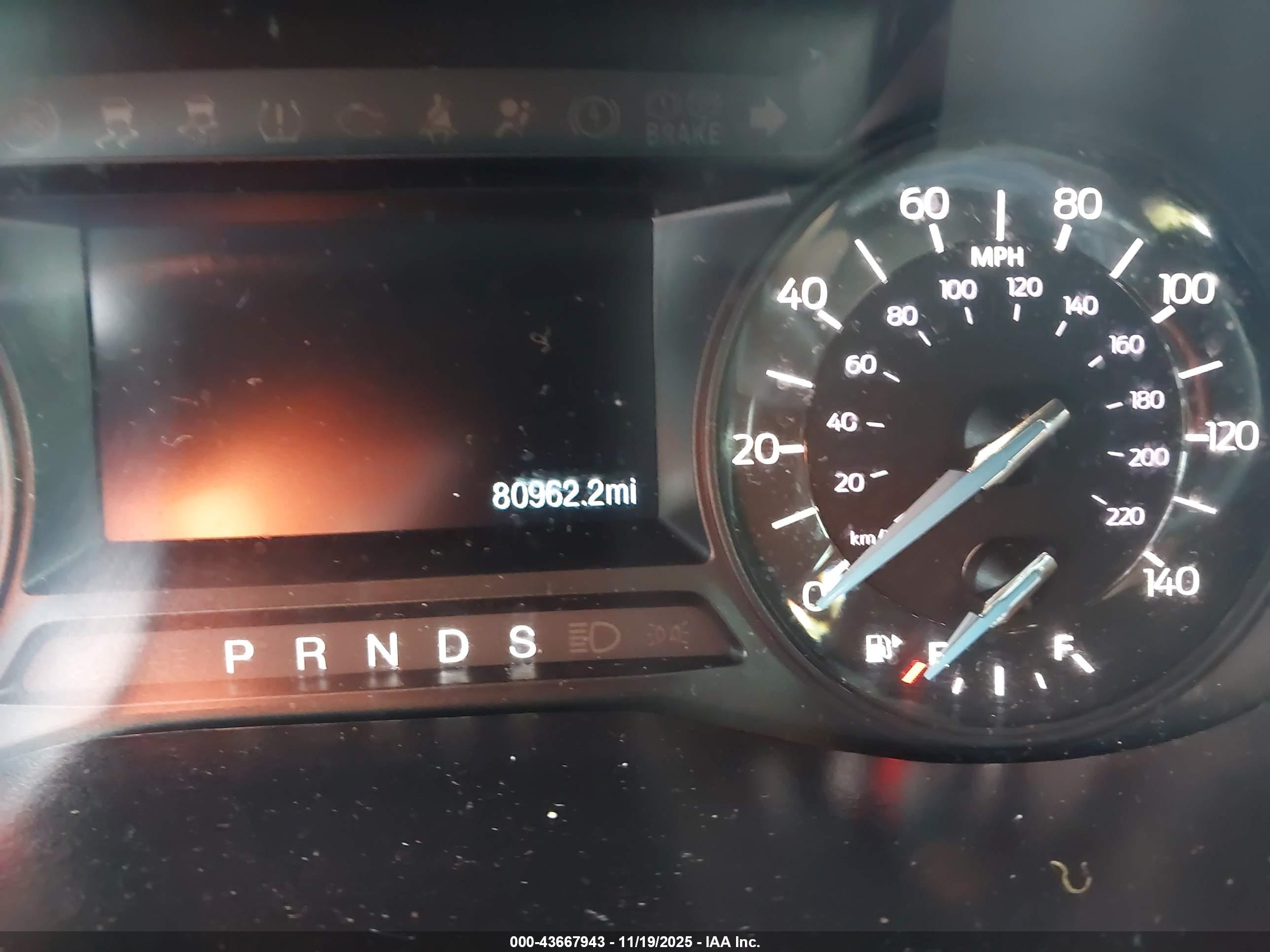FORD EXPLORER image 7