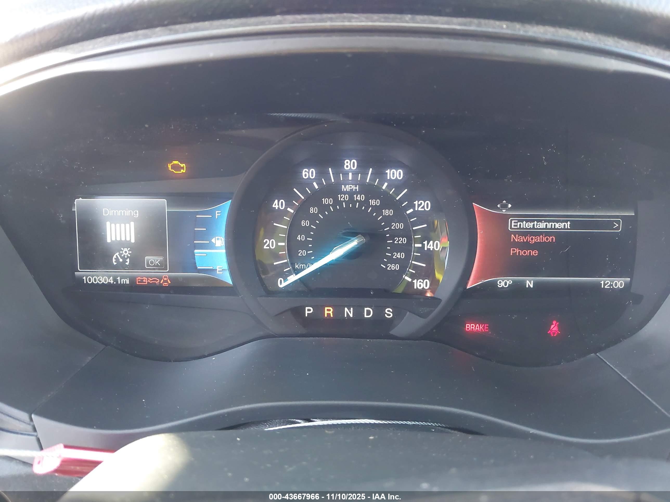 FORD FUSION image 7