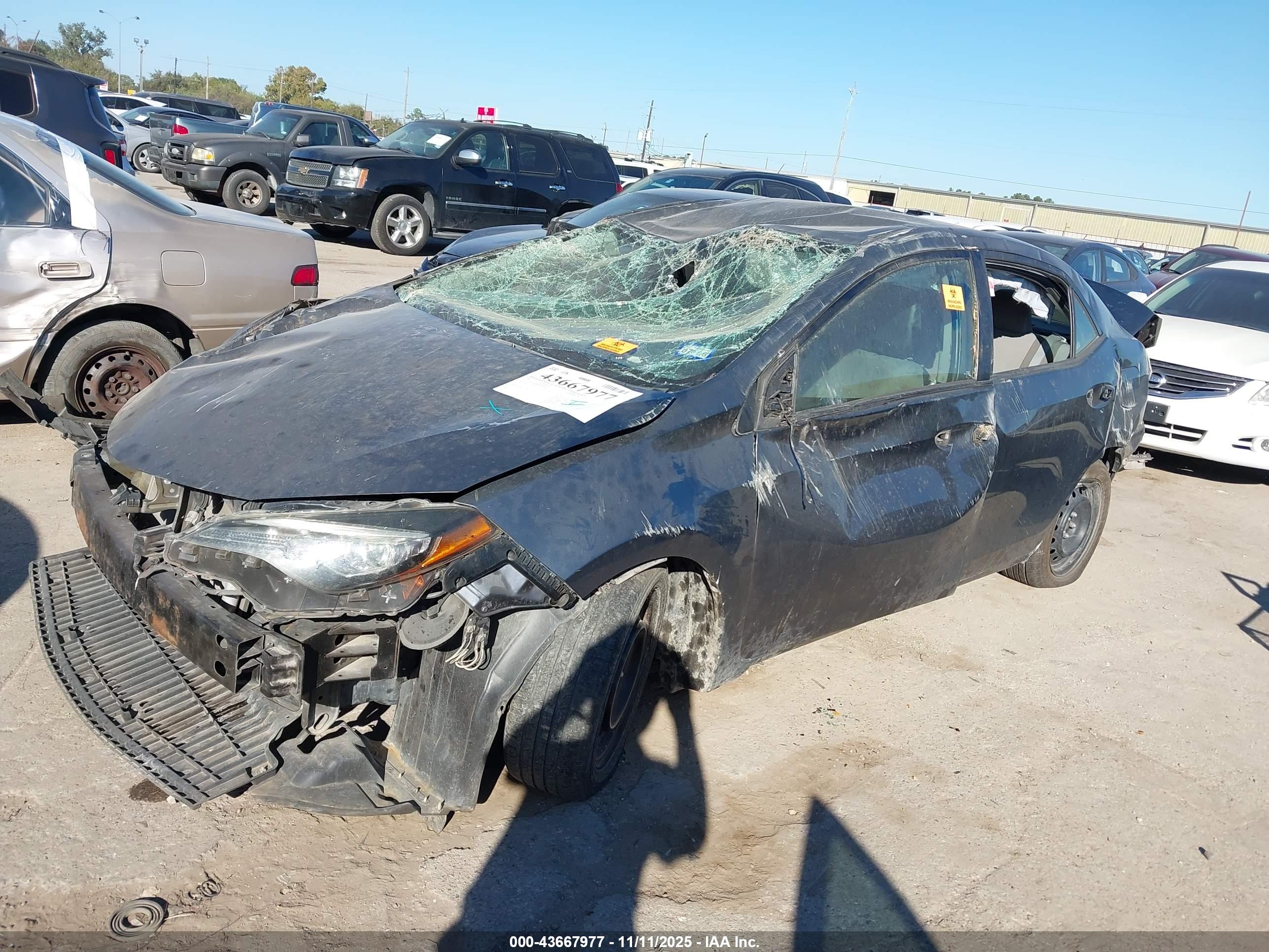 TOYOTA COROLLA image 2