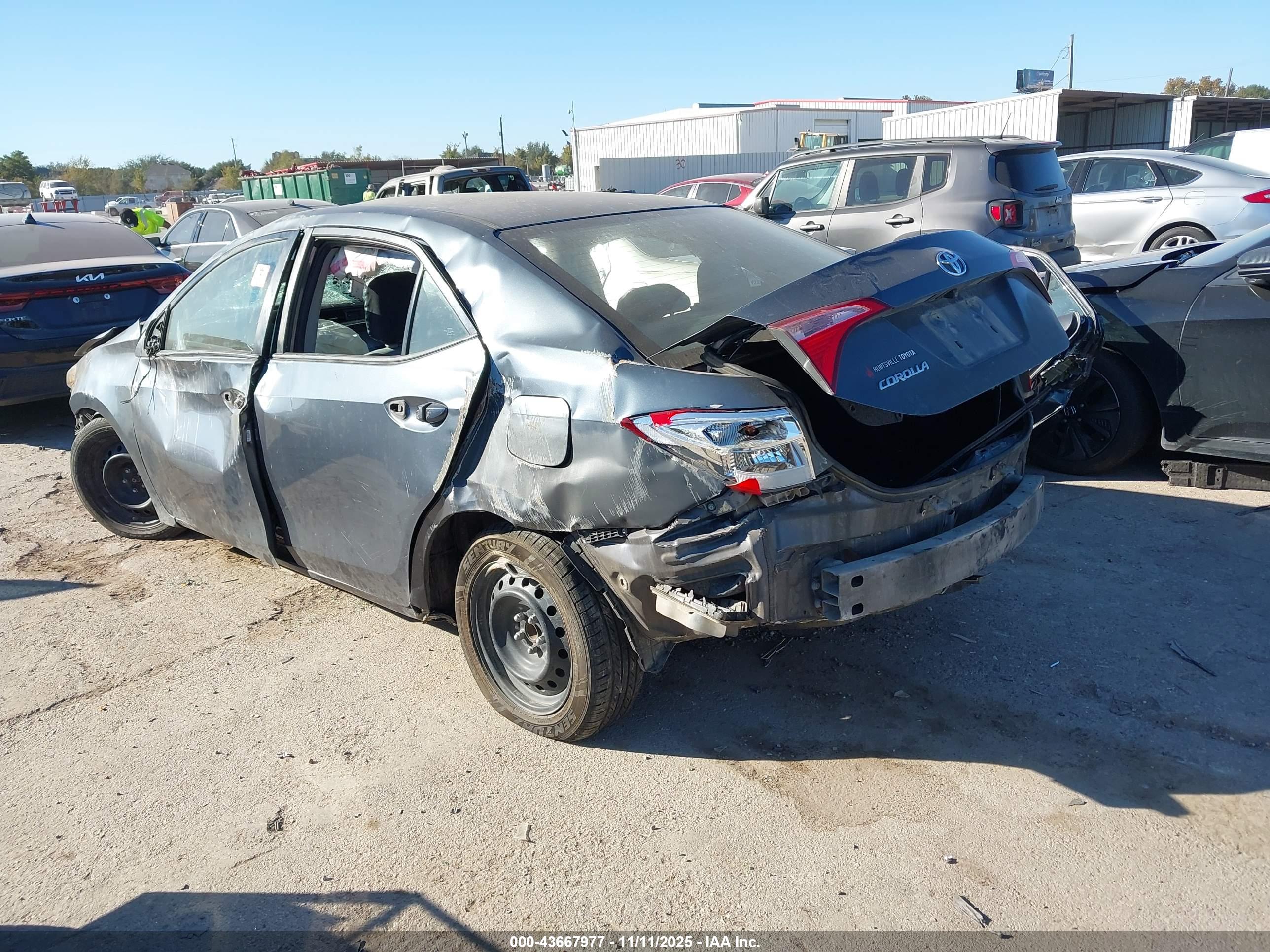 TOYOTA COROLLA image 3