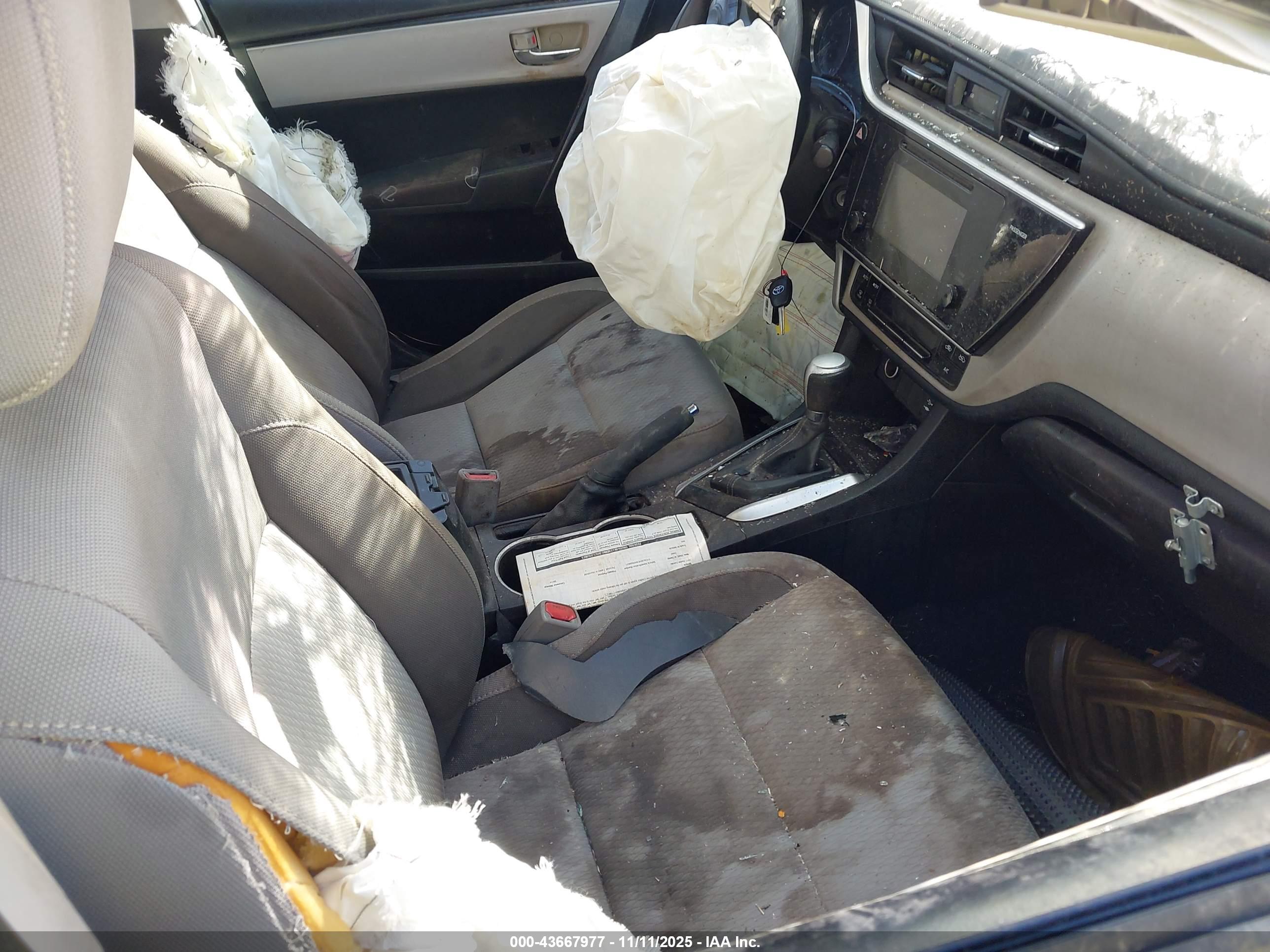 TOYOTA COROLLA image 5
