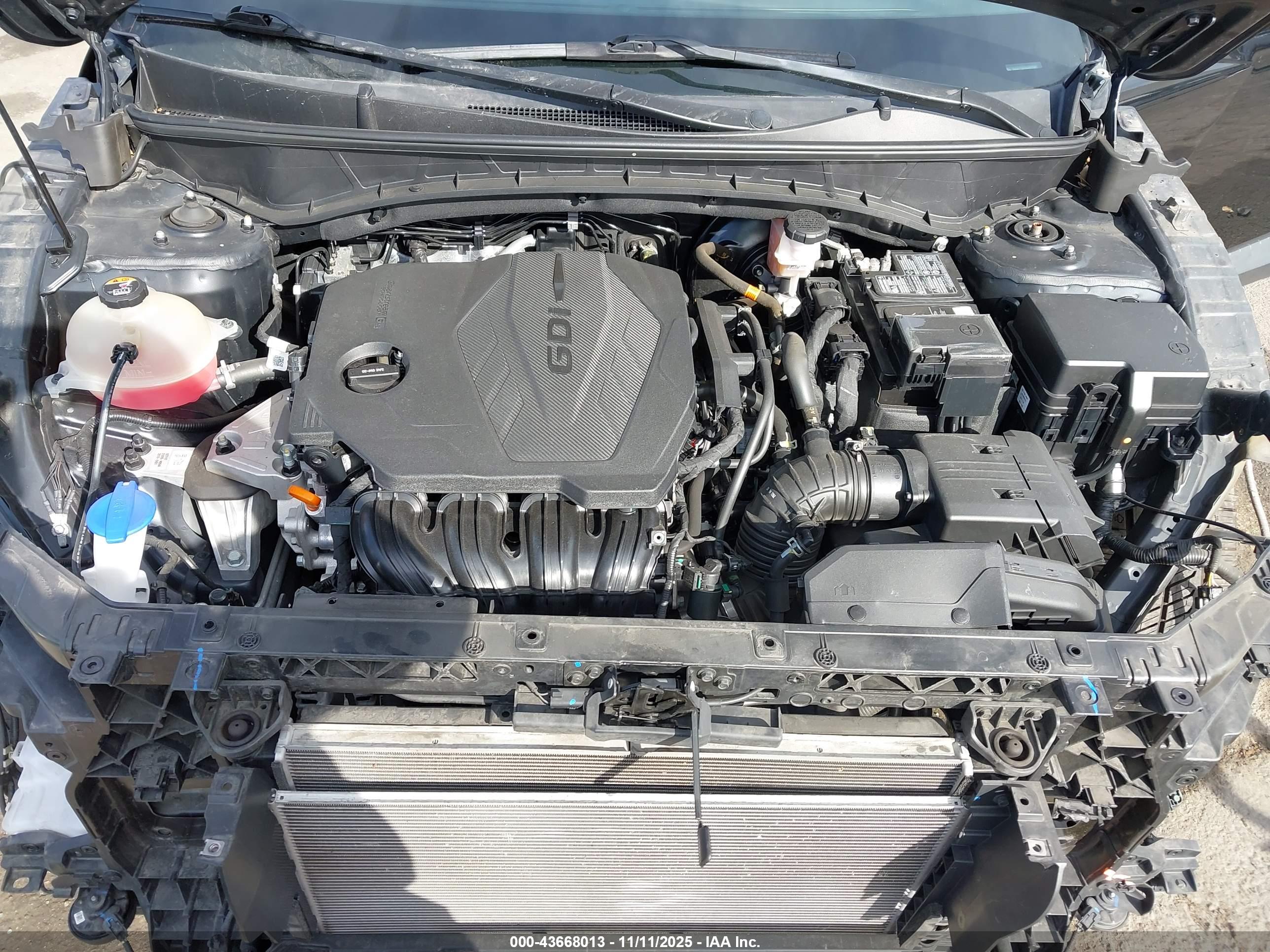 HYUNDAI TUCSON image 10