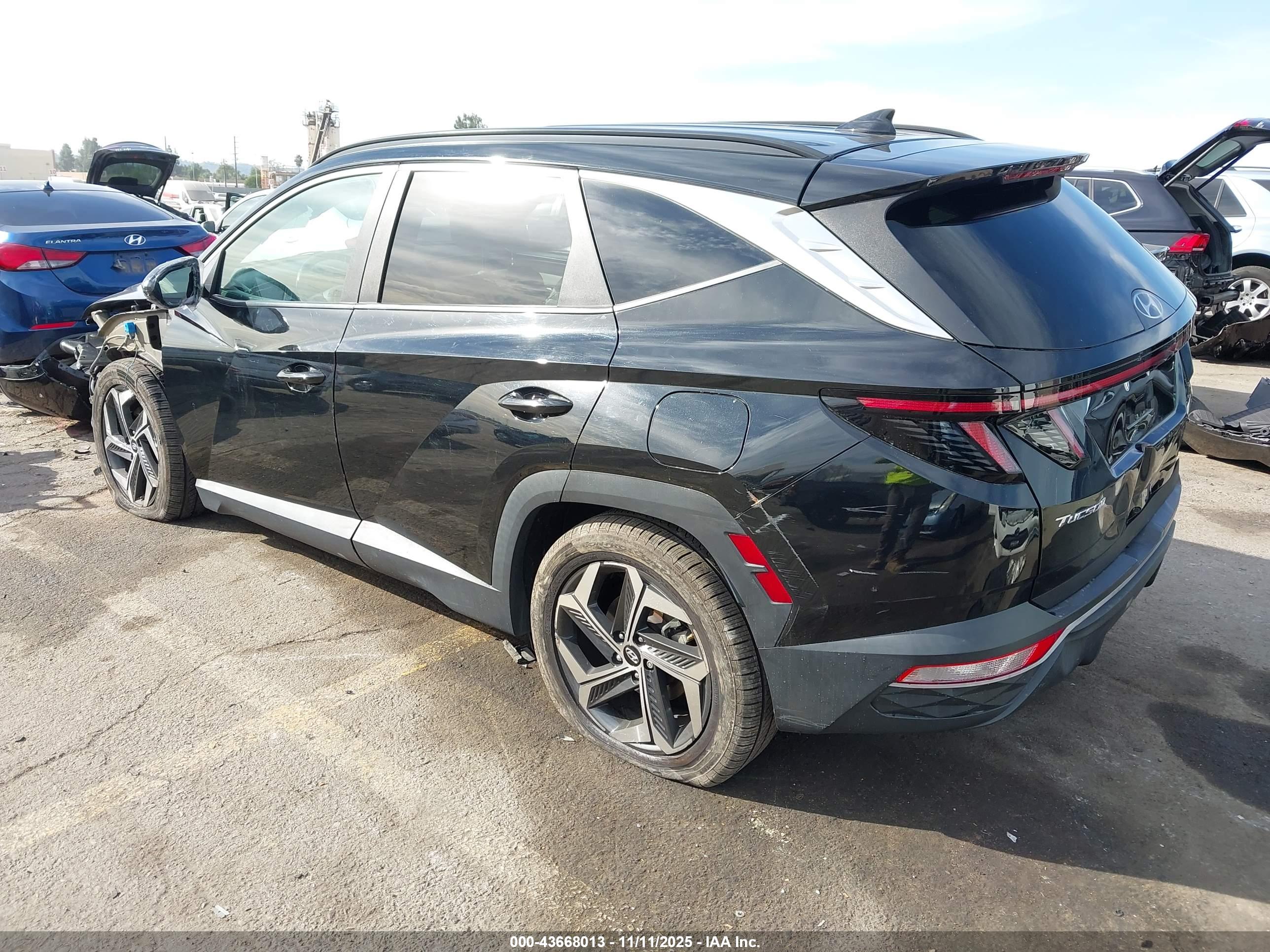HYUNDAI TUCSON image 3