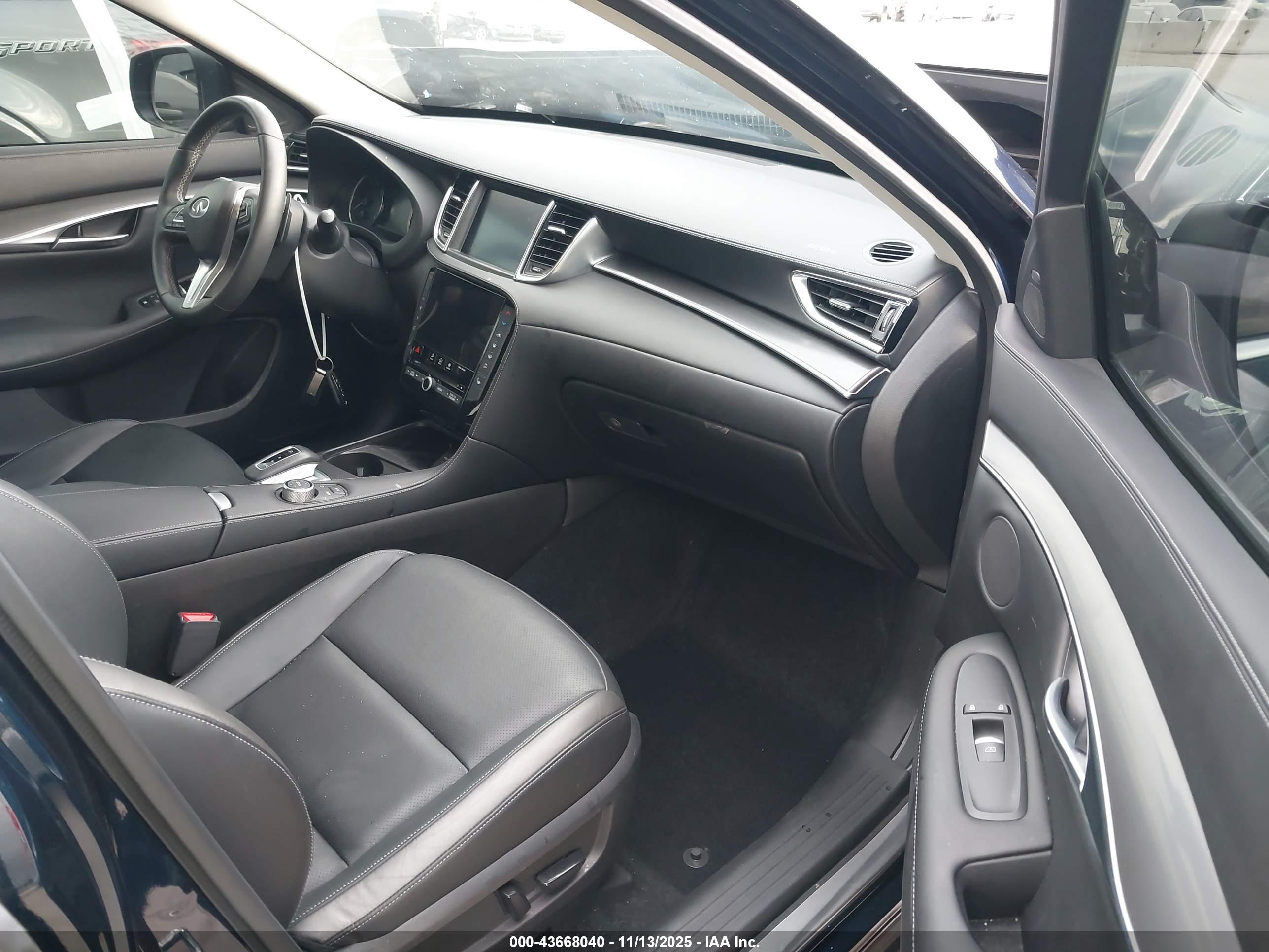 INFINITI QX50 image 5
