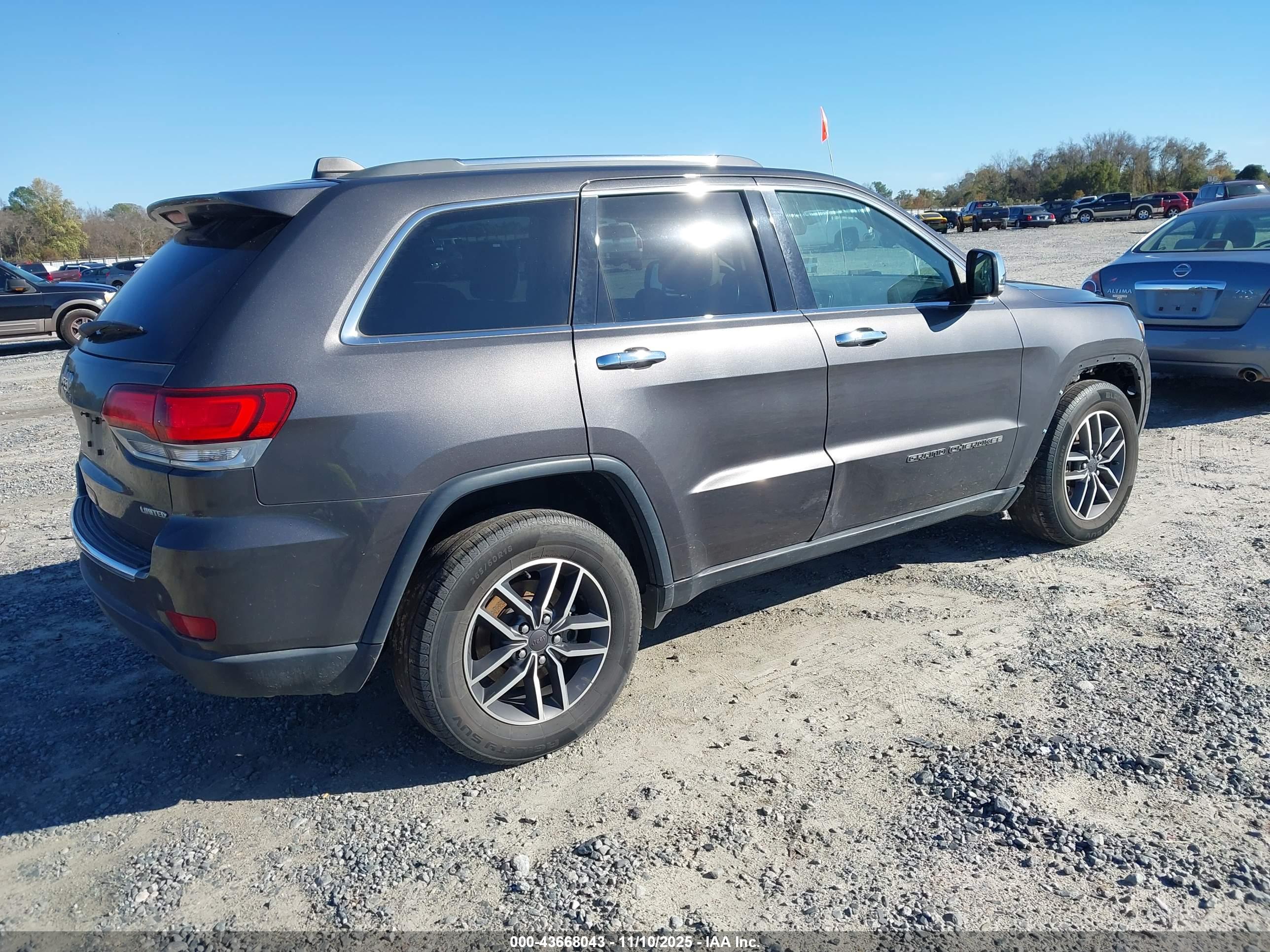 JEEP GRAND image 4