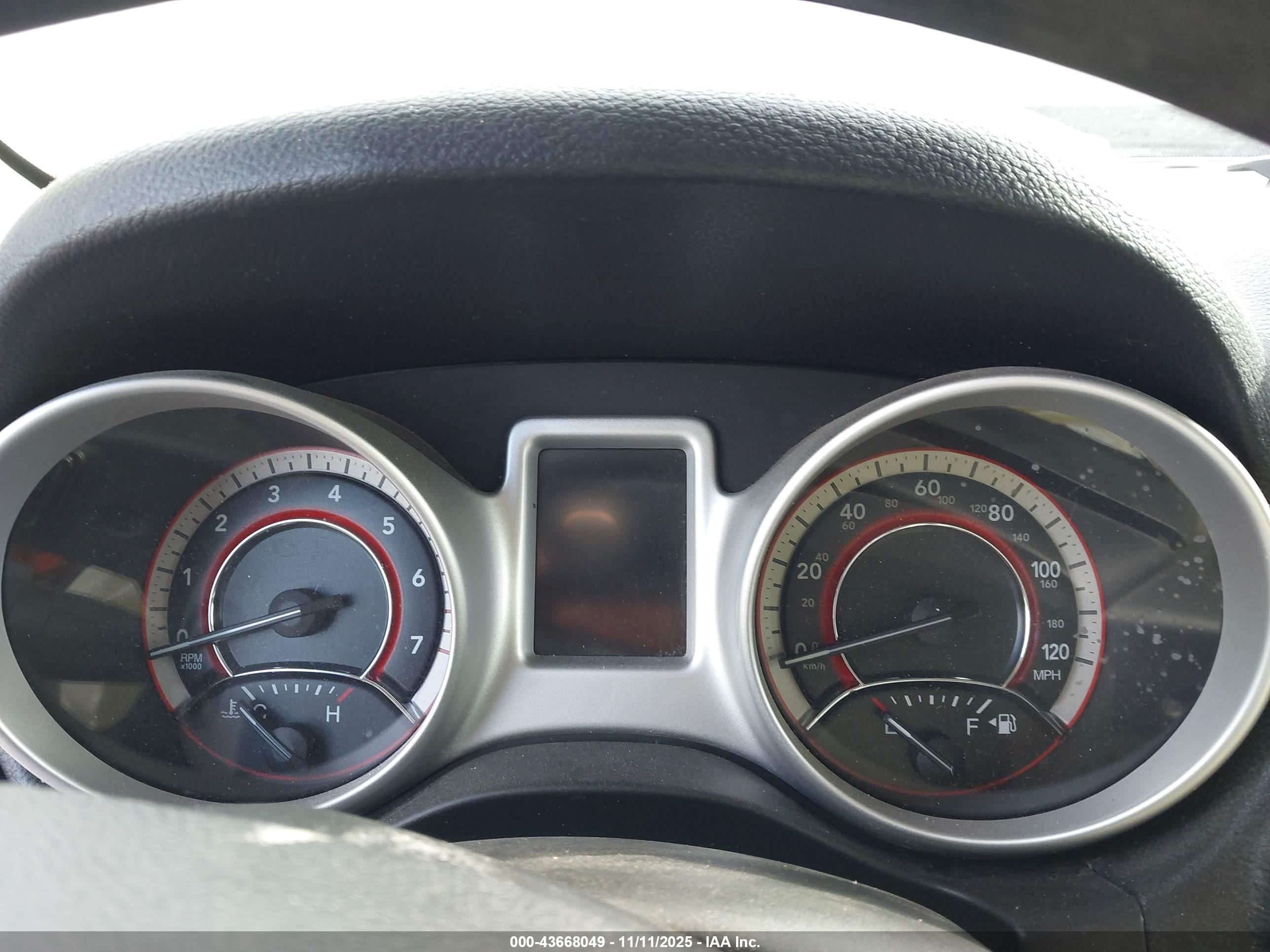 DODGE JOURNEY image 7