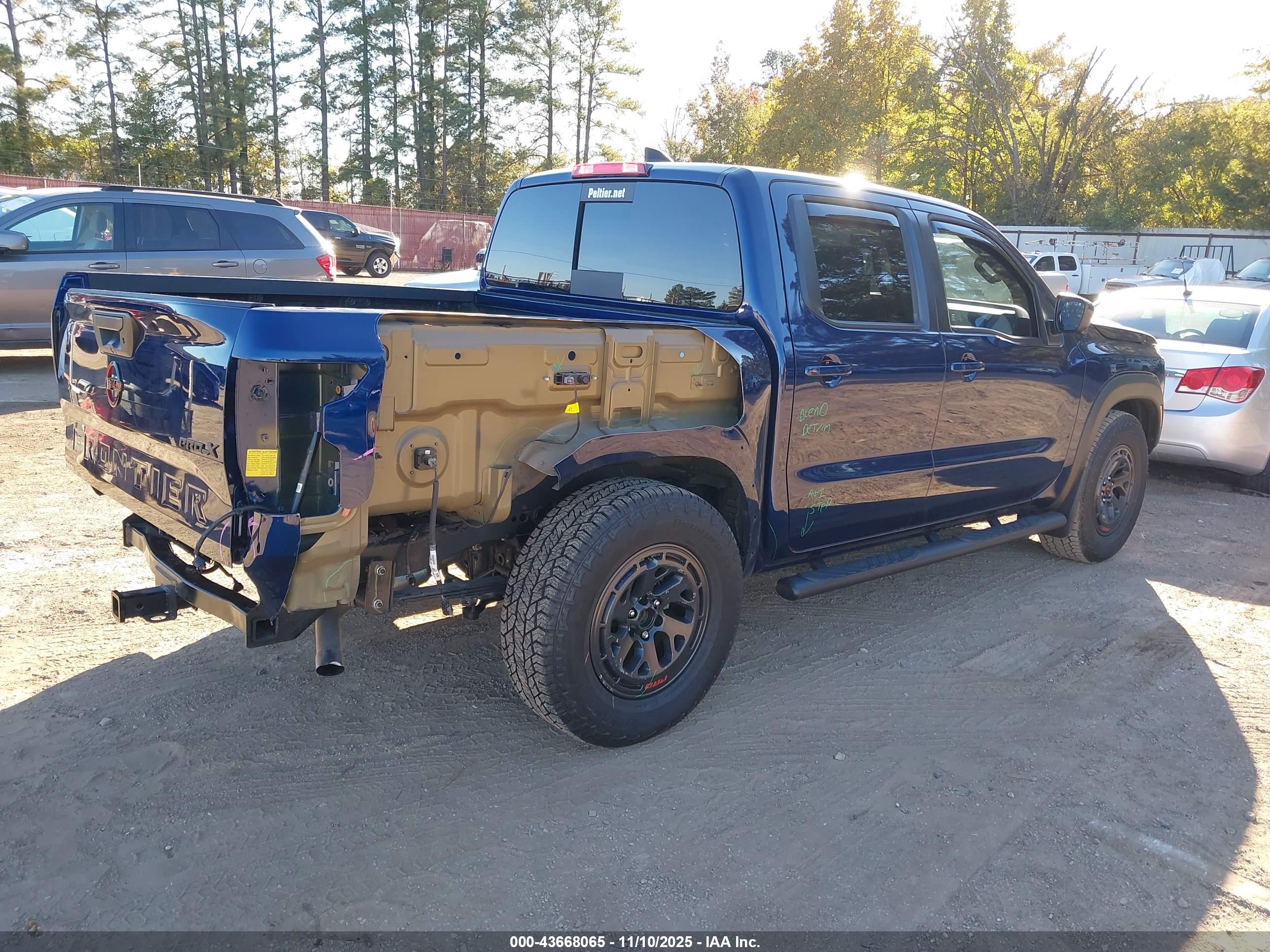 NISSAN FRONTIER image 4