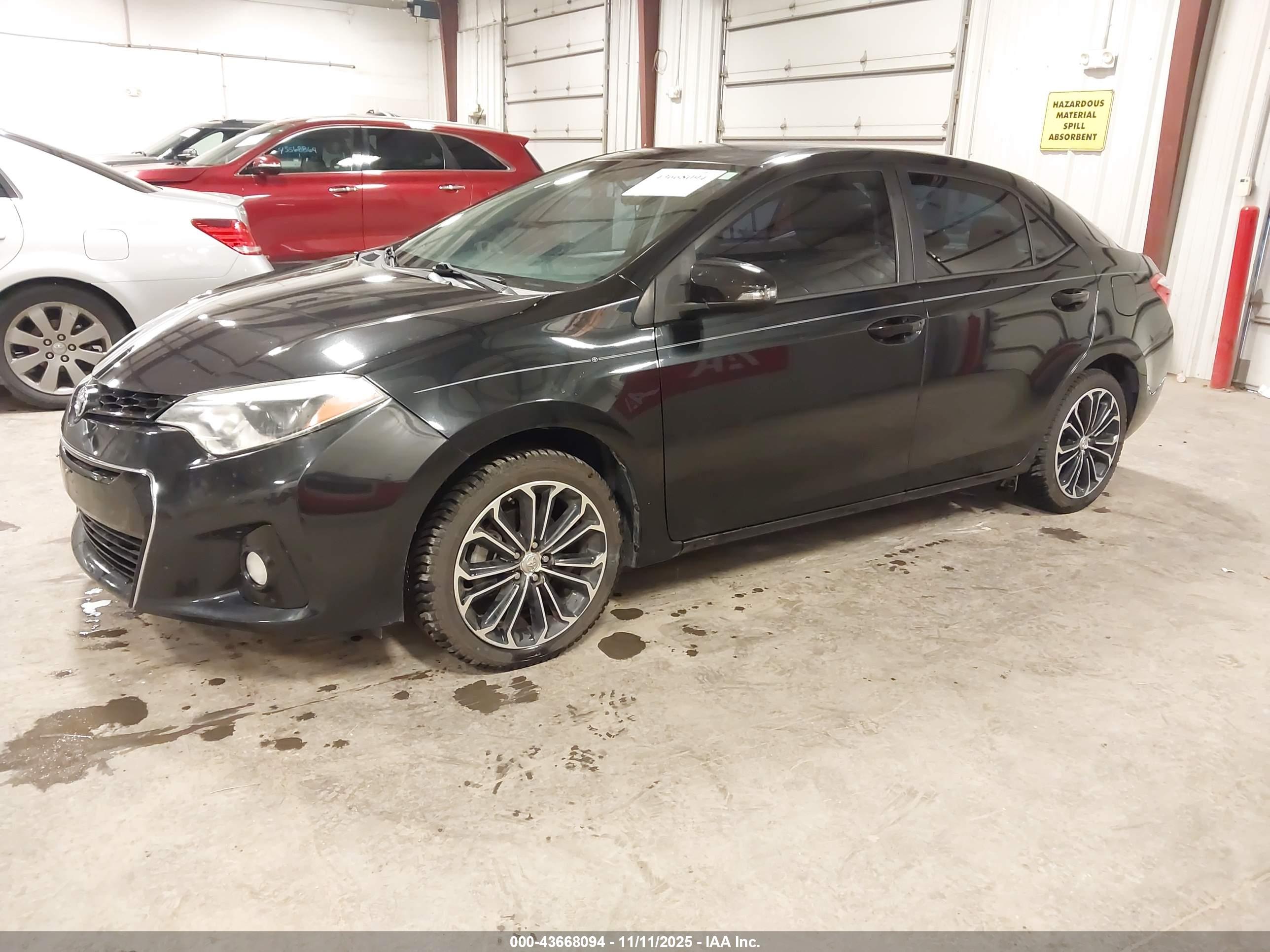 TOYOTA COROLLA image 2