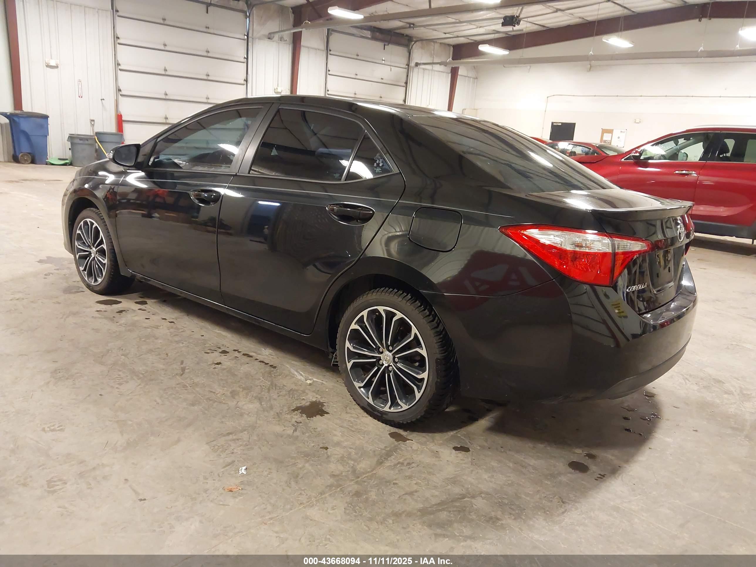 TOYOTA COROLLA image 3