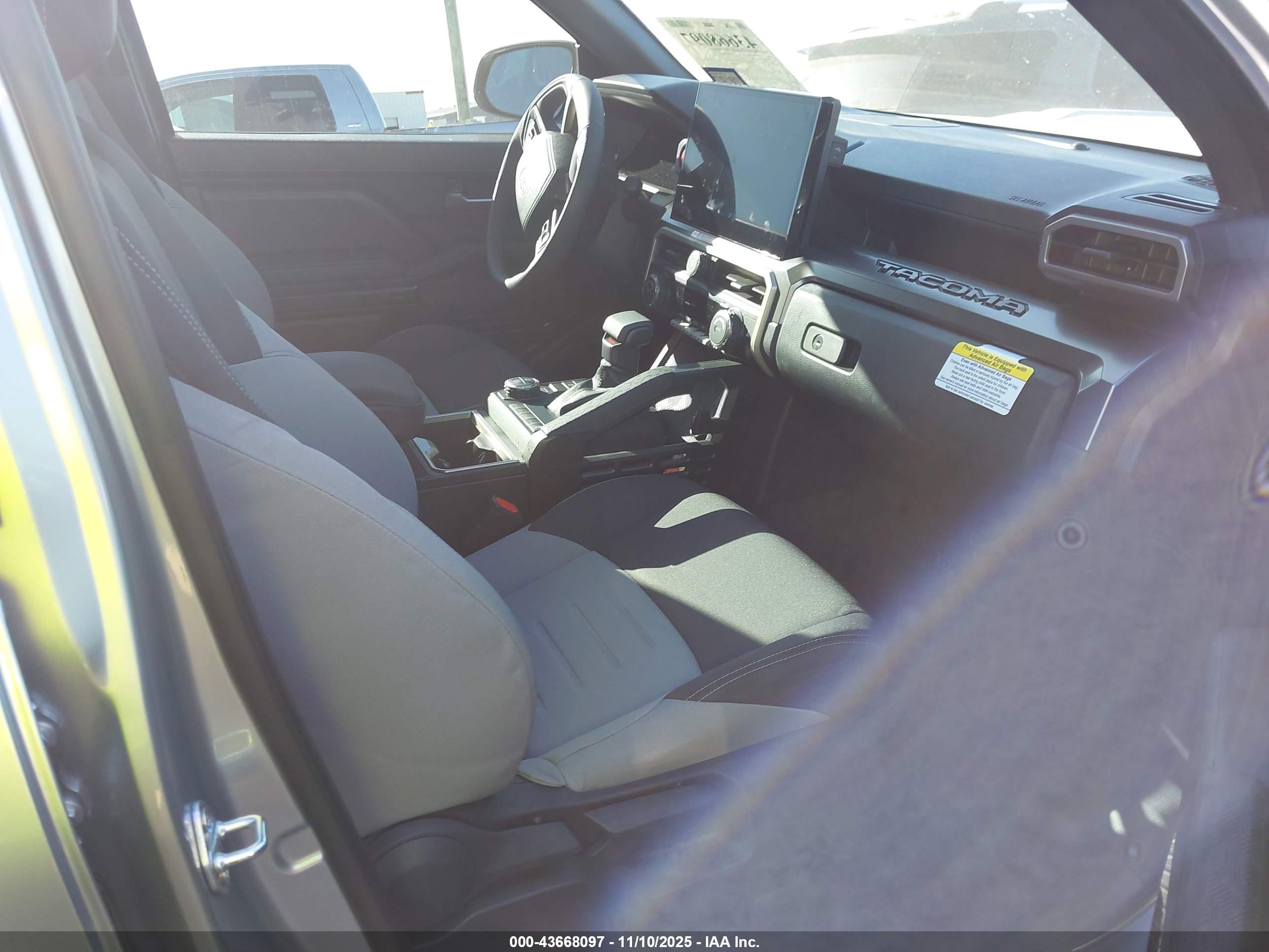 TOYOTA TACOMA image 5