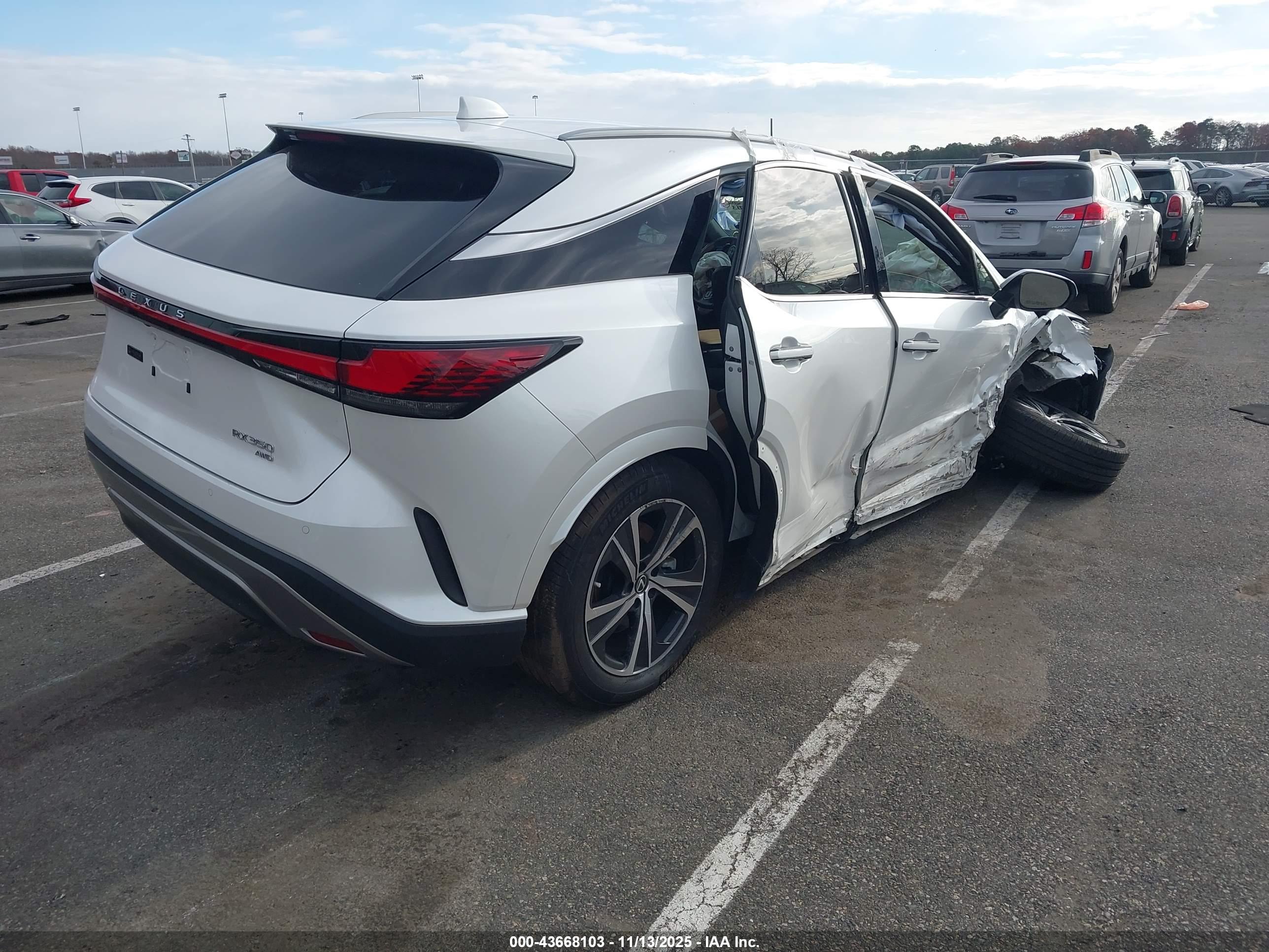 LEXUS RX image 4