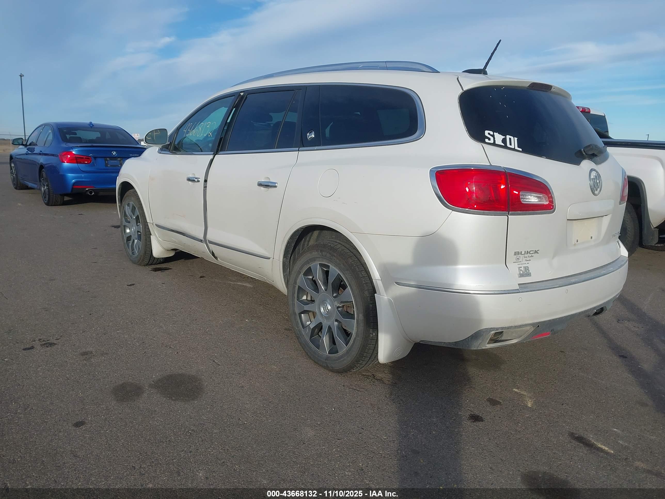 BUICK ENCLAVE image 3