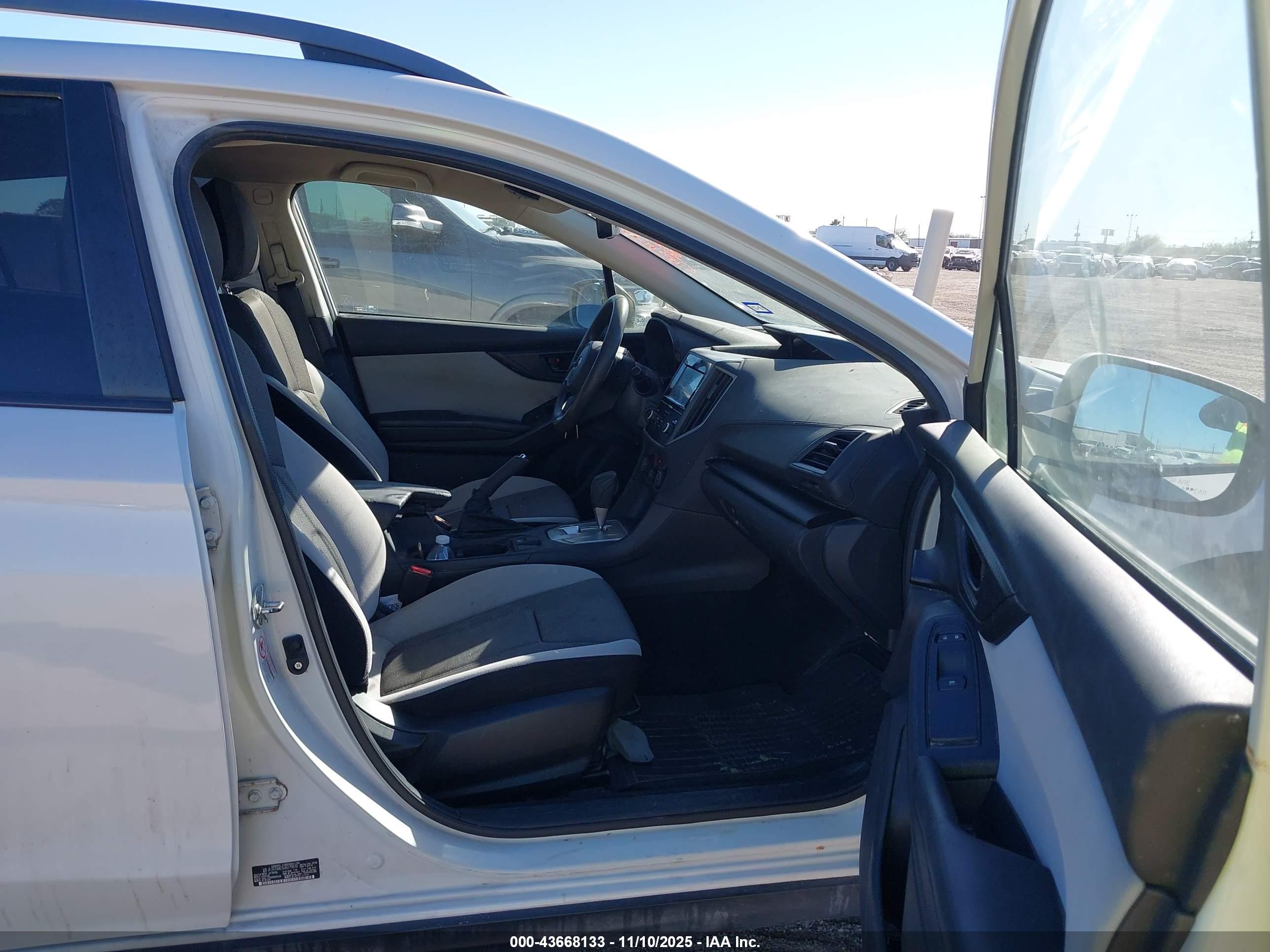 SUBARU CROSSTREK image 5