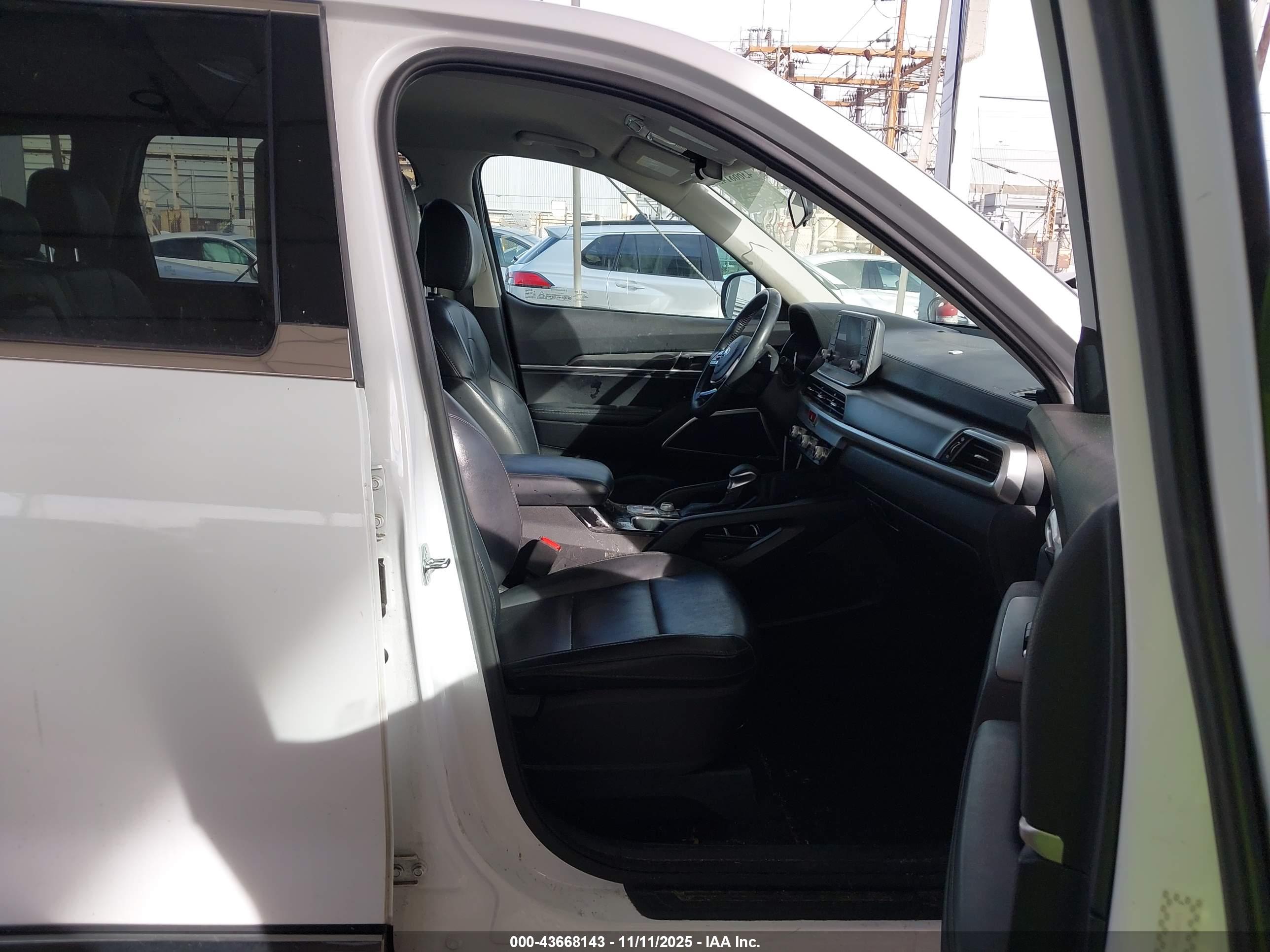 KIA TELLURIDE image 5