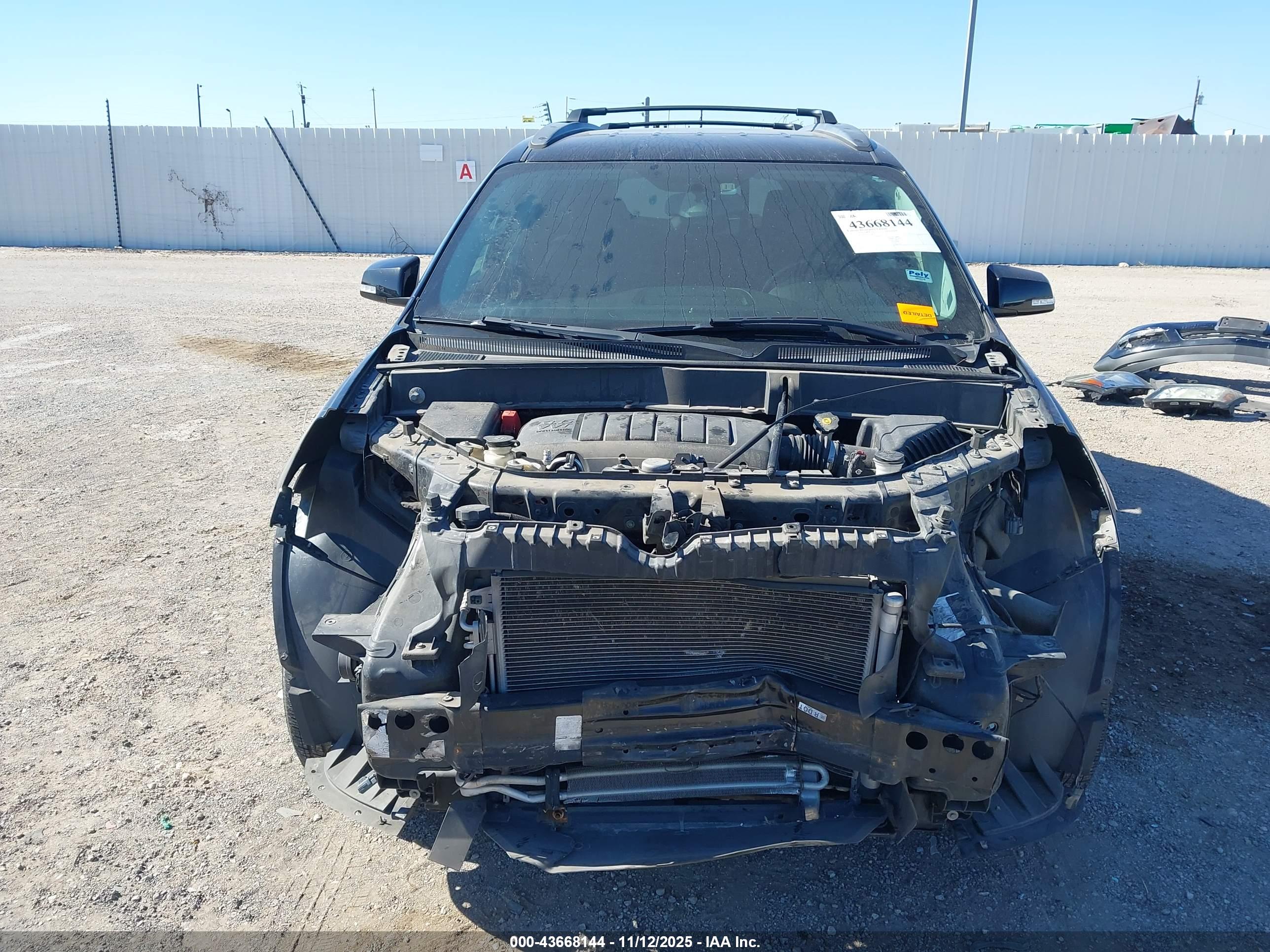 CHEVROLET TRAVERSE image 10