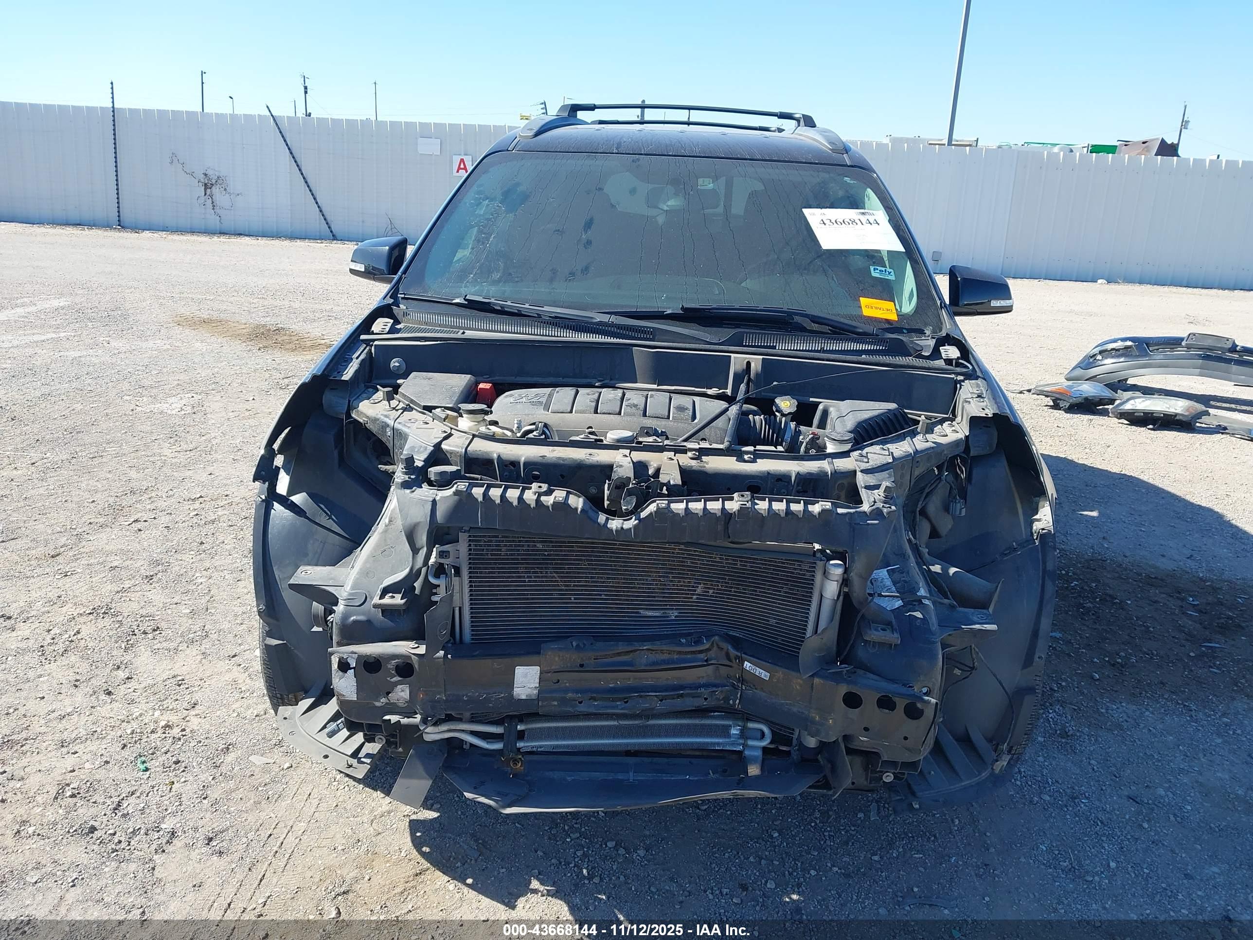 CHEVROLET TRAVERSE image 6