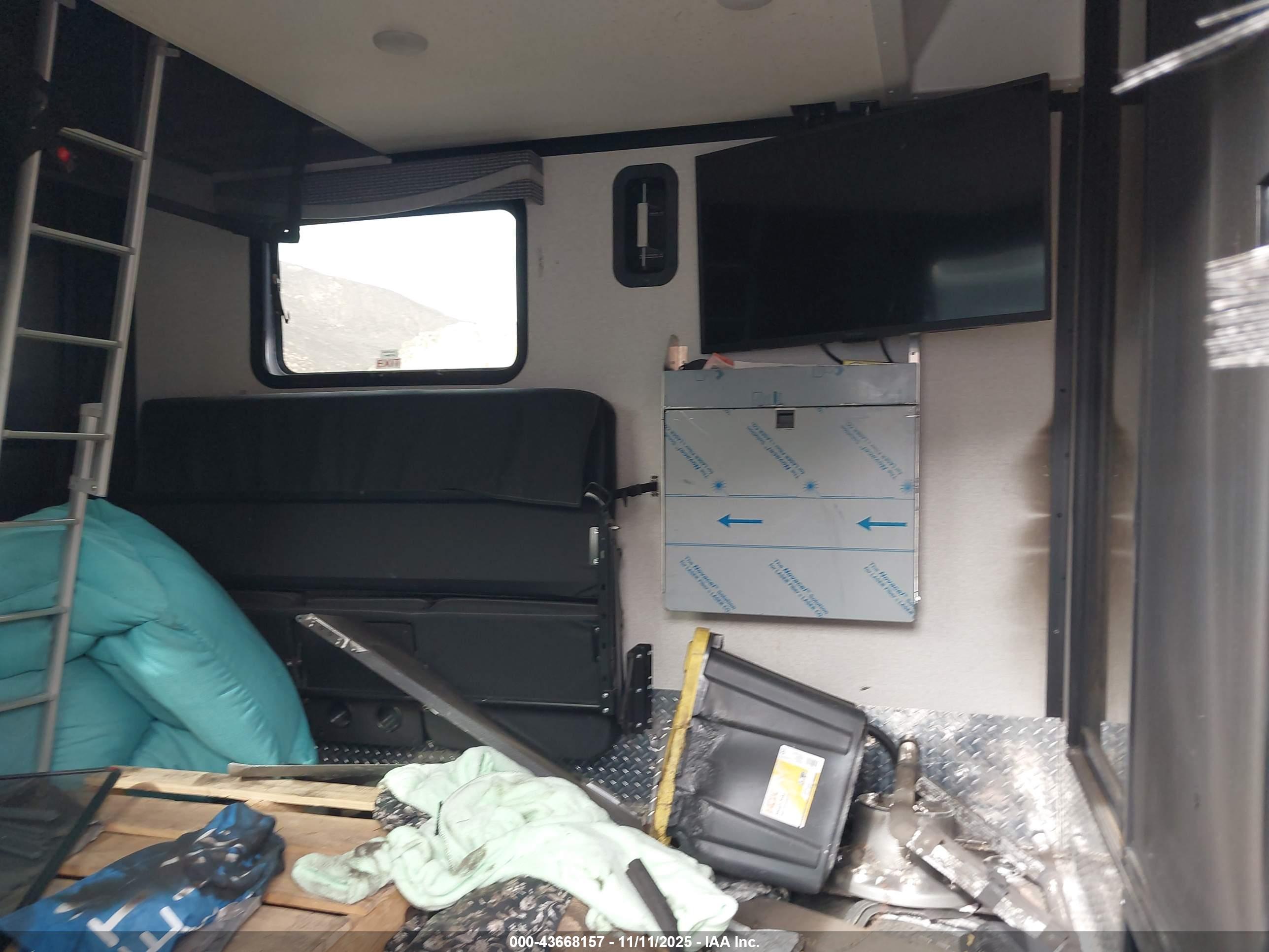 FORD F53 image 8