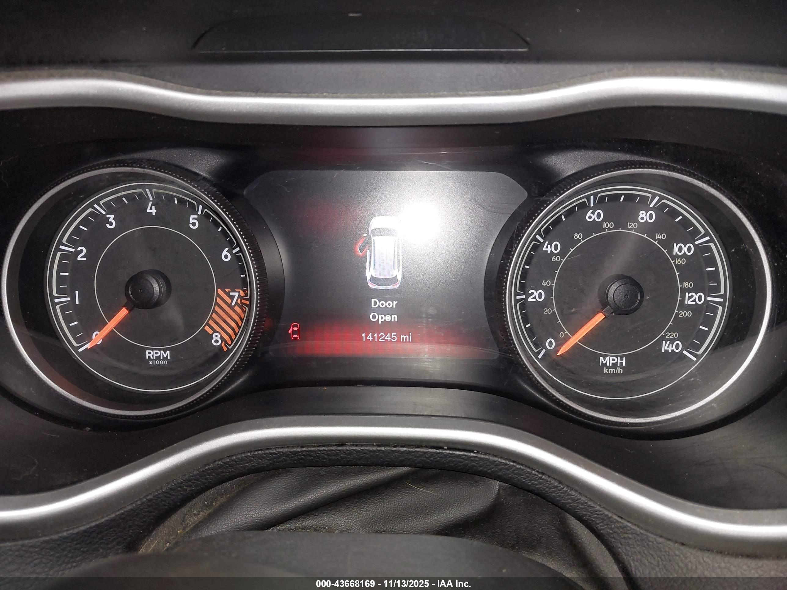 JEEP CHEROKEE image 7