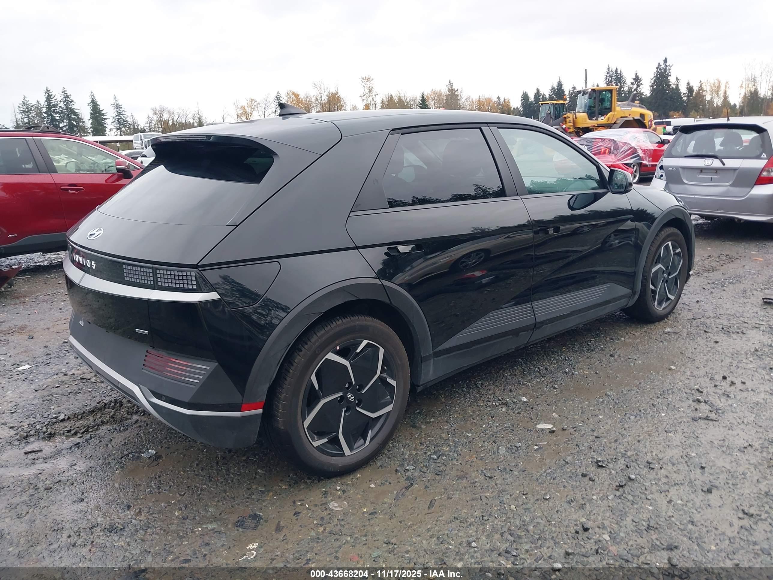 HYUNDAI IONIQ image 4
