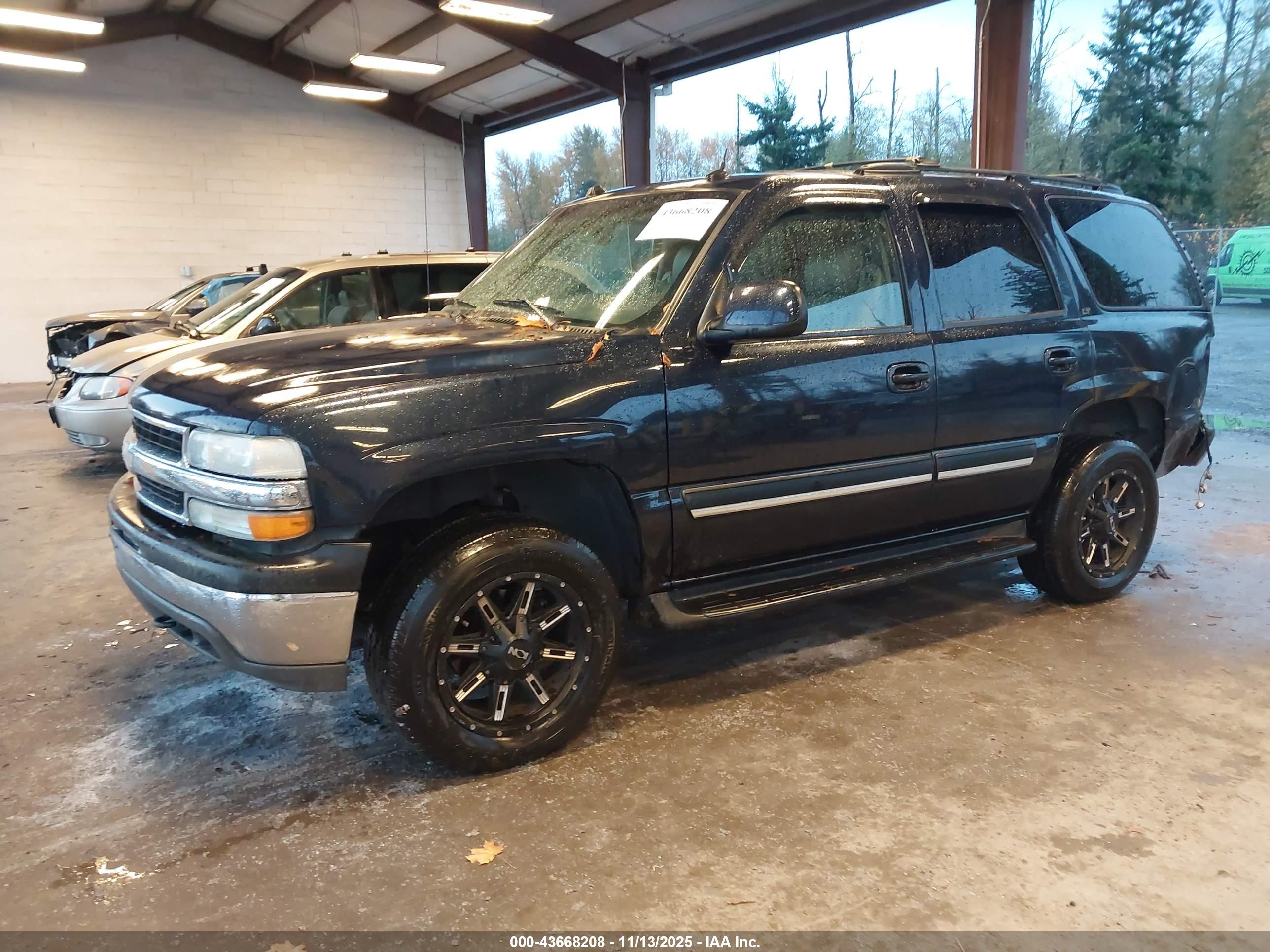 CHEVROLET TAHOE image 2