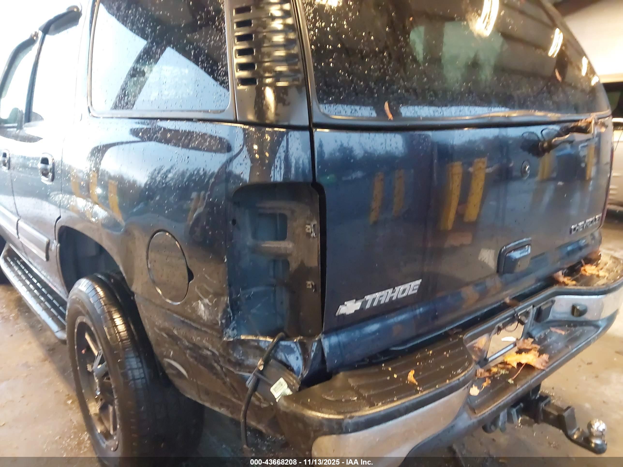 CHEVROLET TAHOE image 6