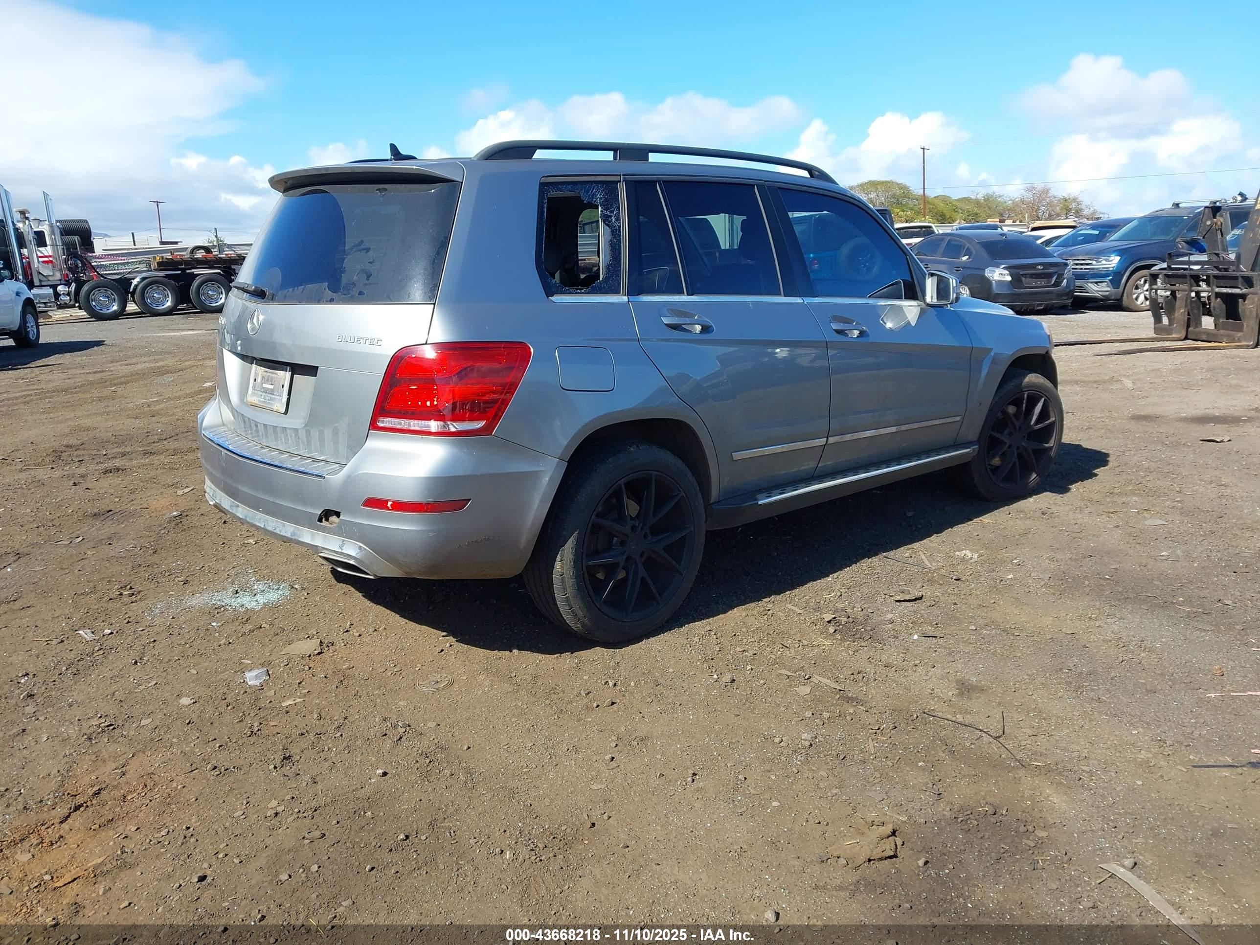 MERCEDES-BENZ GLK image 4