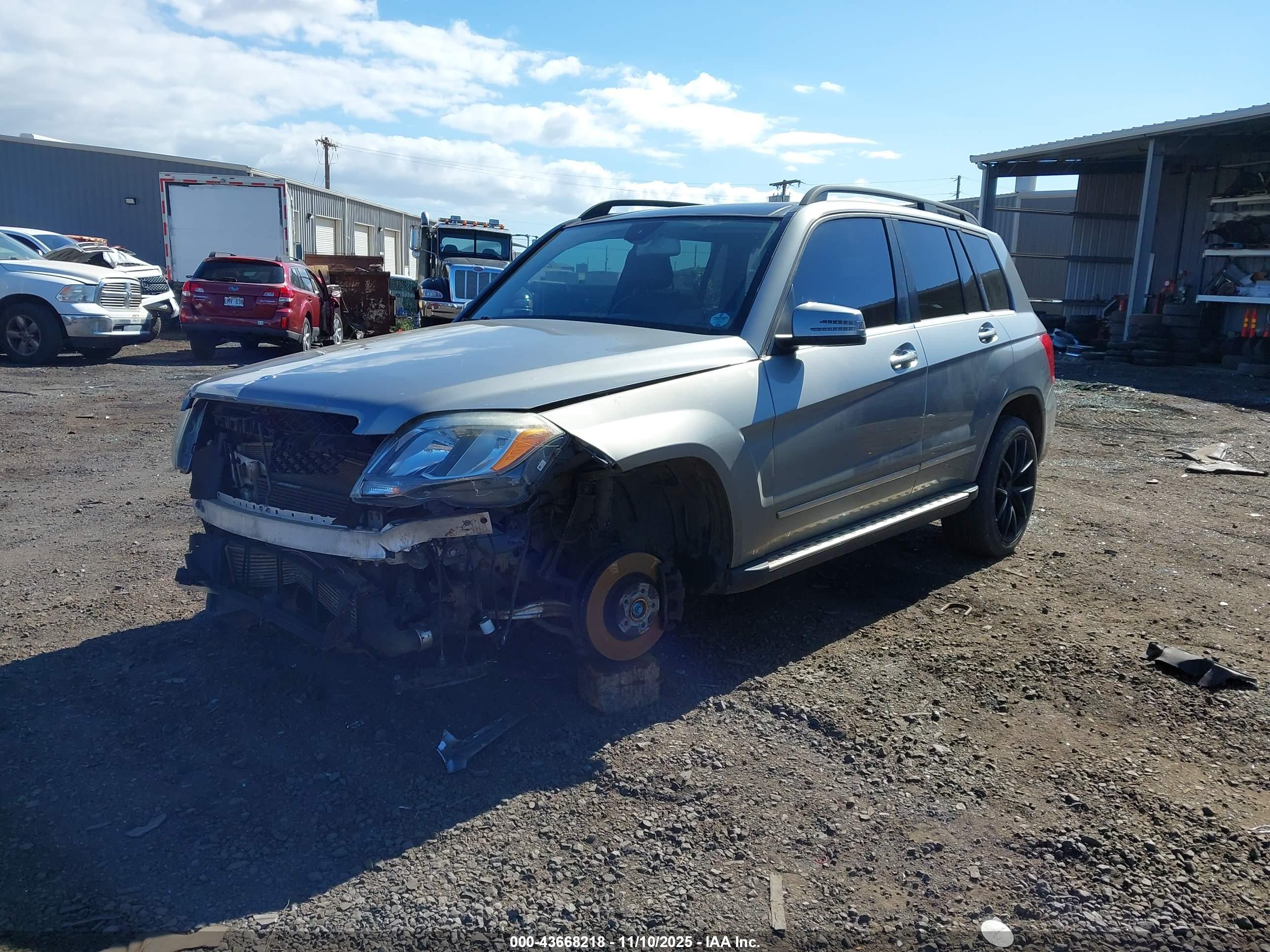 MERCEDES-BENZ GLK image 6