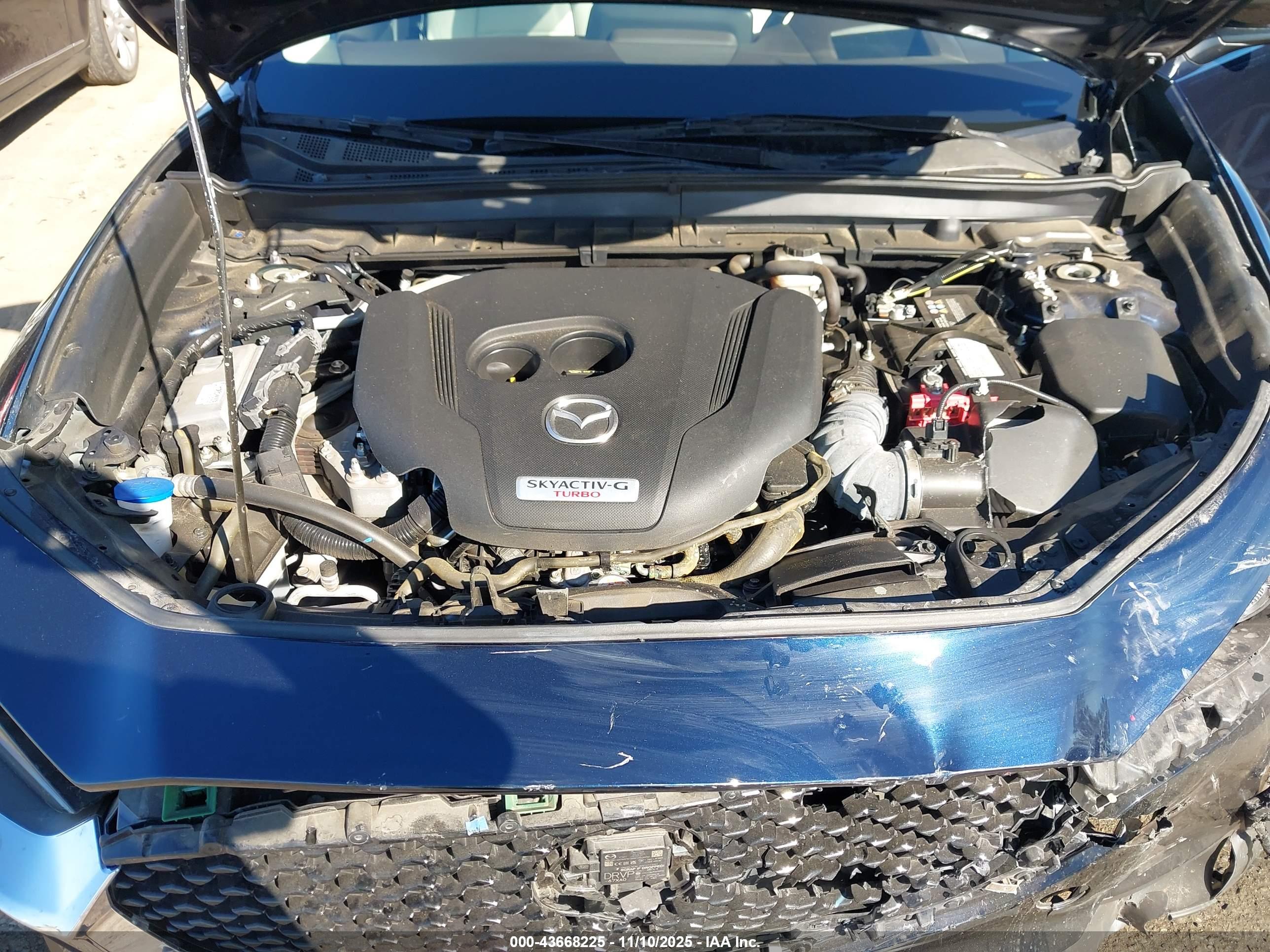 MAZDA CX-30 image 10