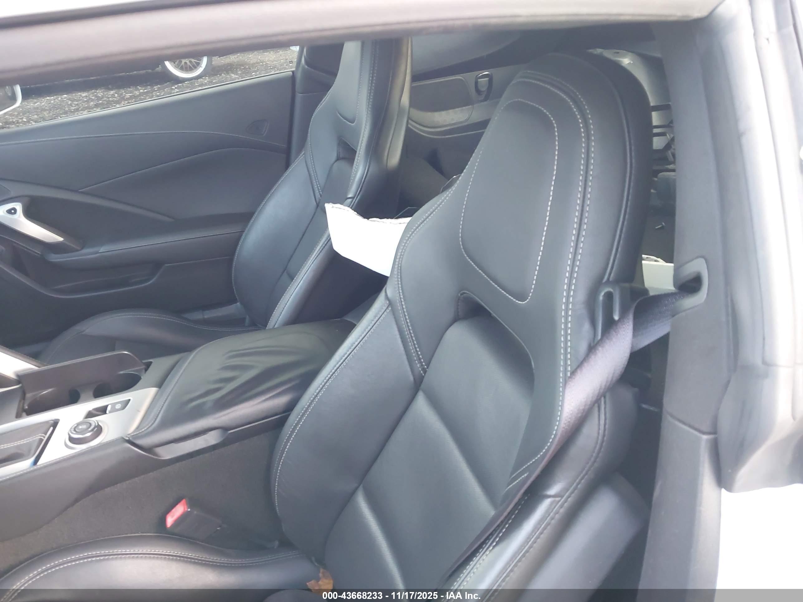 CHEVROLET CORVETTE image 8